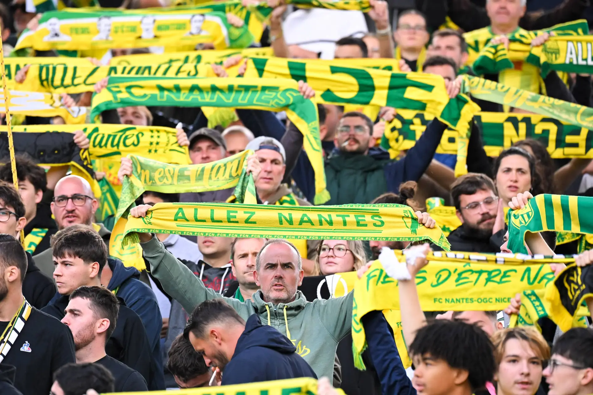Nantes Arrive Furieux A Saint Etienne