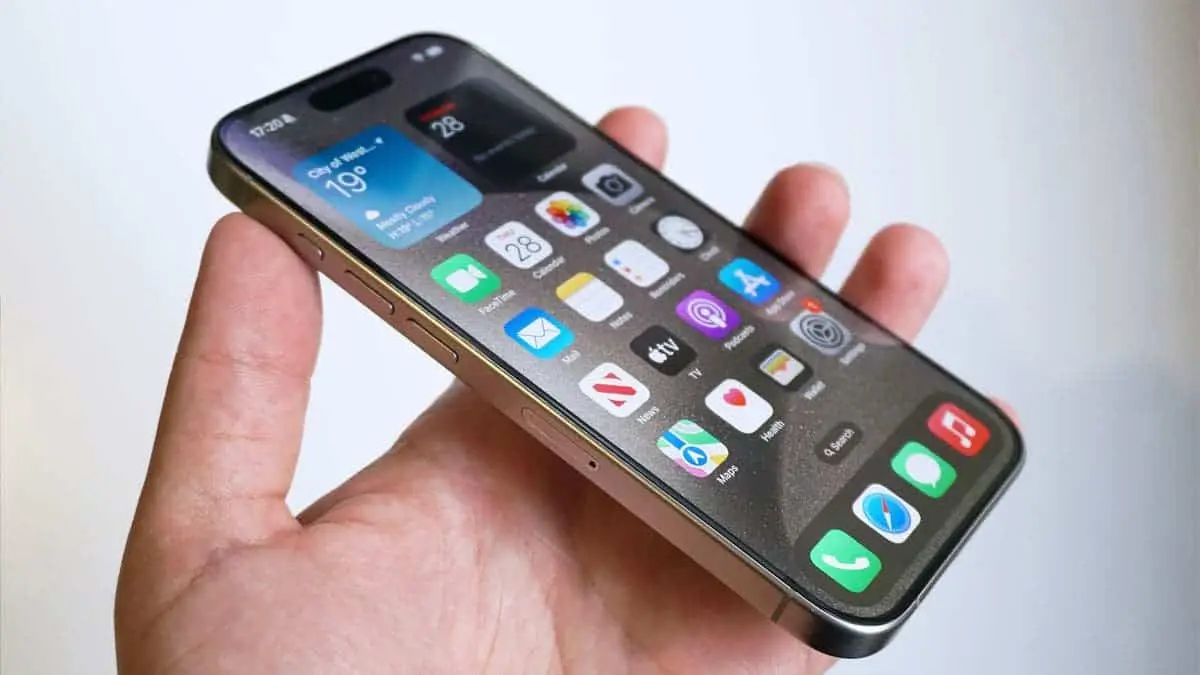 16 pro screen