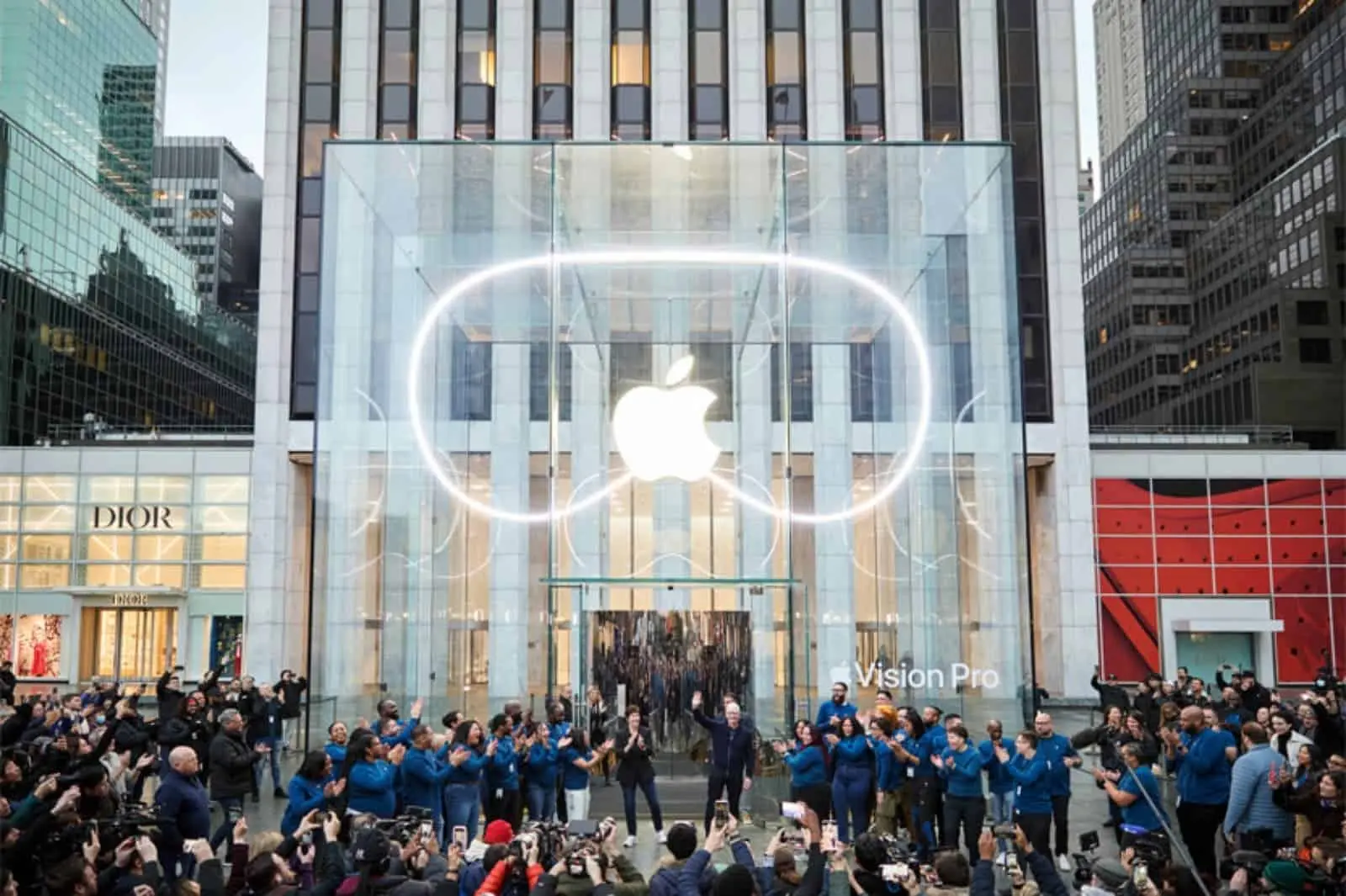apple vision pro availability tim cook