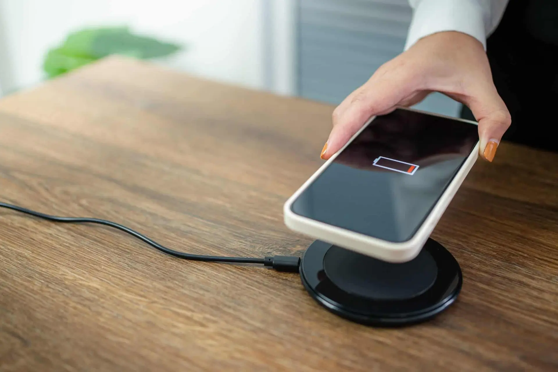 charging mobile phone battery wi