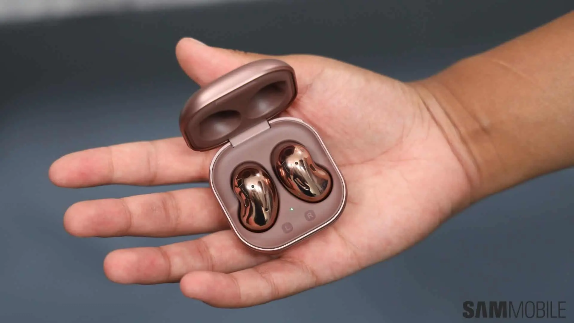 galaxy buds live review 9