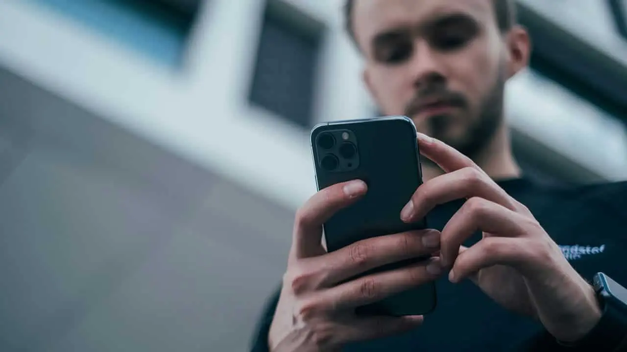 jonas leupe wargglqw yk unsplash