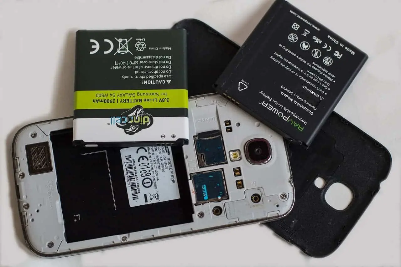 mobile phone 2046614 1280