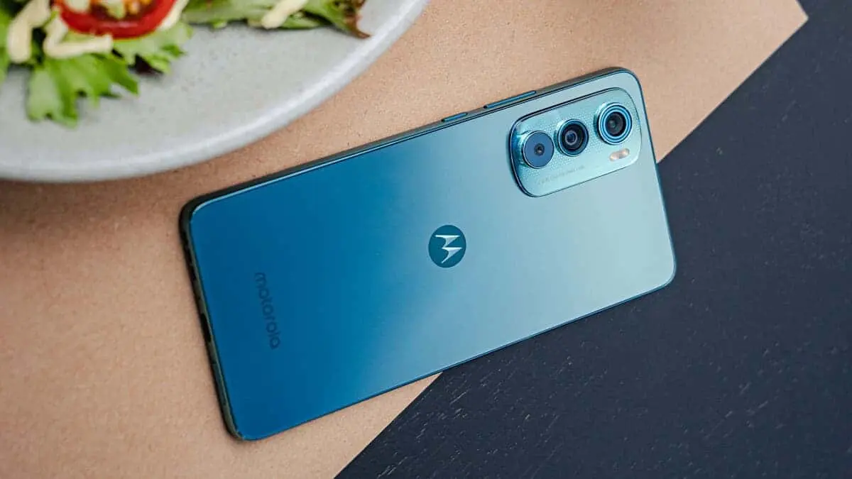 motorola edge 30