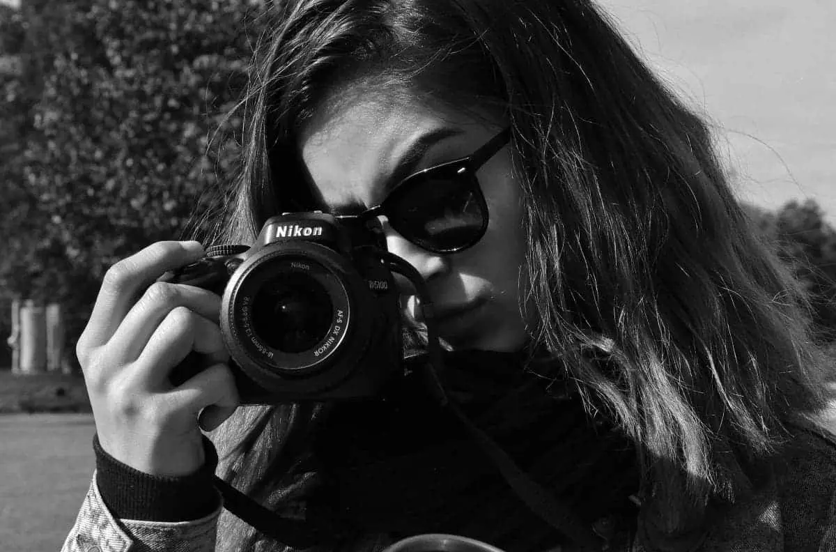nikon slr schoolmate hair scarf walk sunglasses sun 1084451