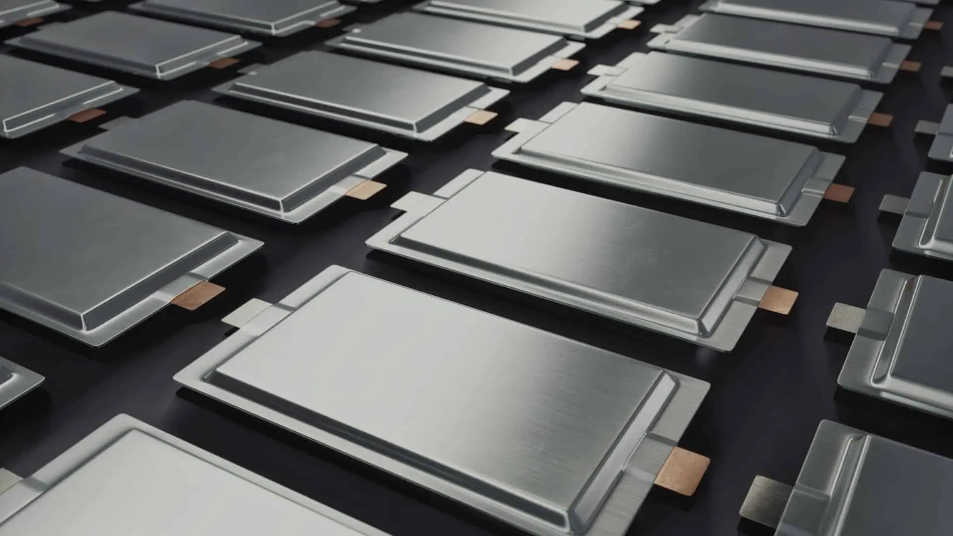 Revolutionary Aluminum Solid State Battery: 99% Capacity After 10,000 Charges