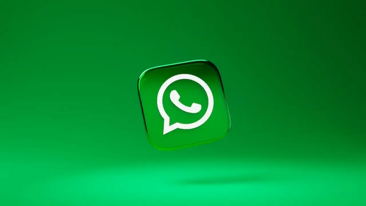 whatsapp saving status