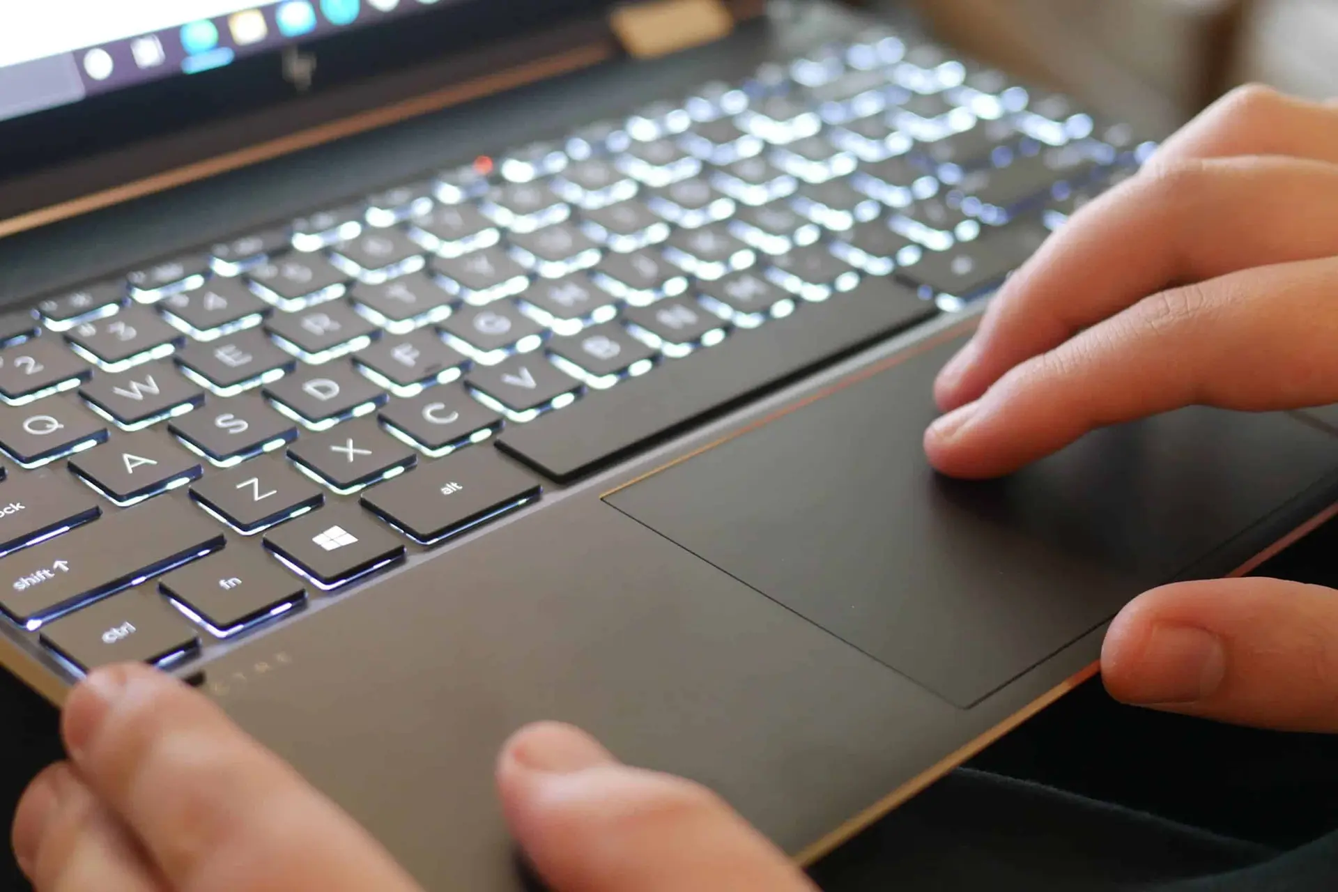 windows11 gesture ftr