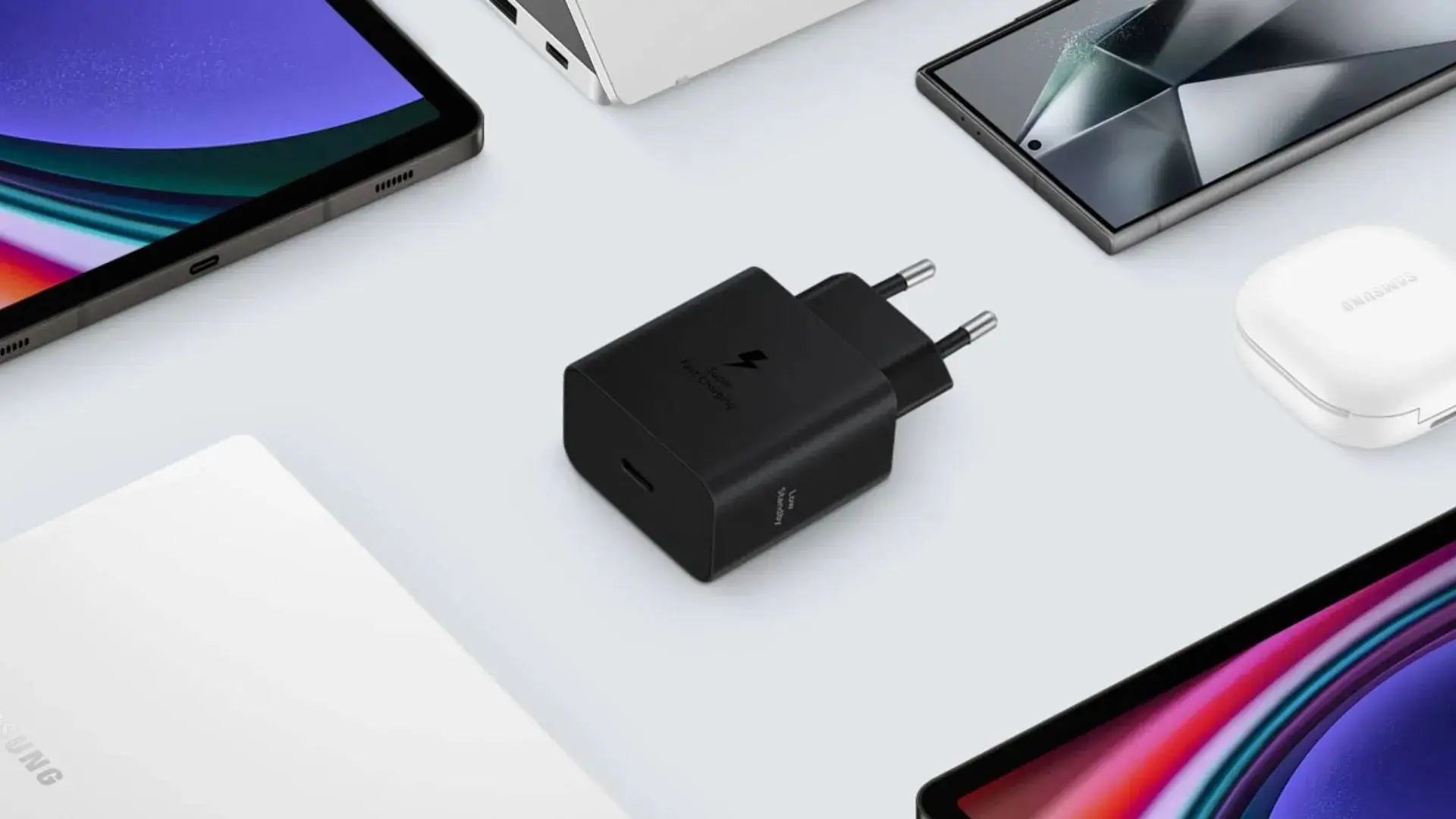 Samsung’s Super Fast Charging 3.0 Surfaces: Galaxy S26 Ultra to Hit 60W, But Older Phones Are Out