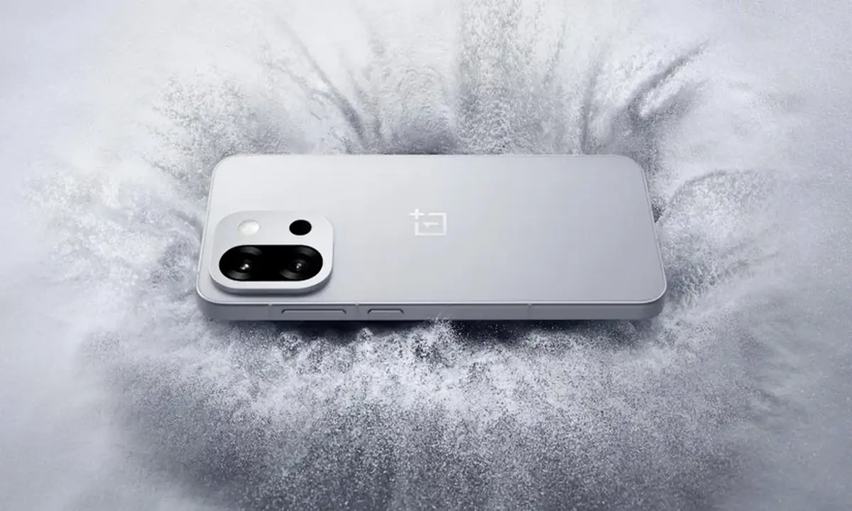 OnePlus 15T Coming with Ultra-Thin Magnetic Cooling Accessory