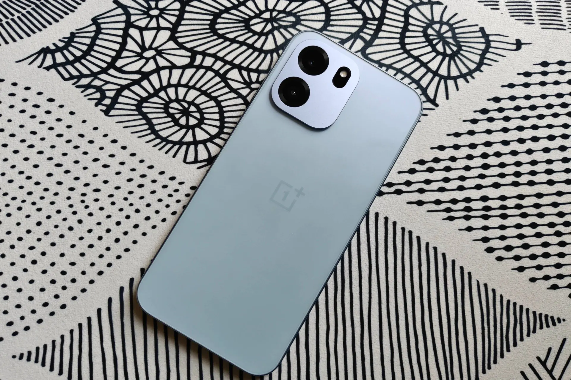First Look at the OnePlus Nord CE6: hands on and price tag