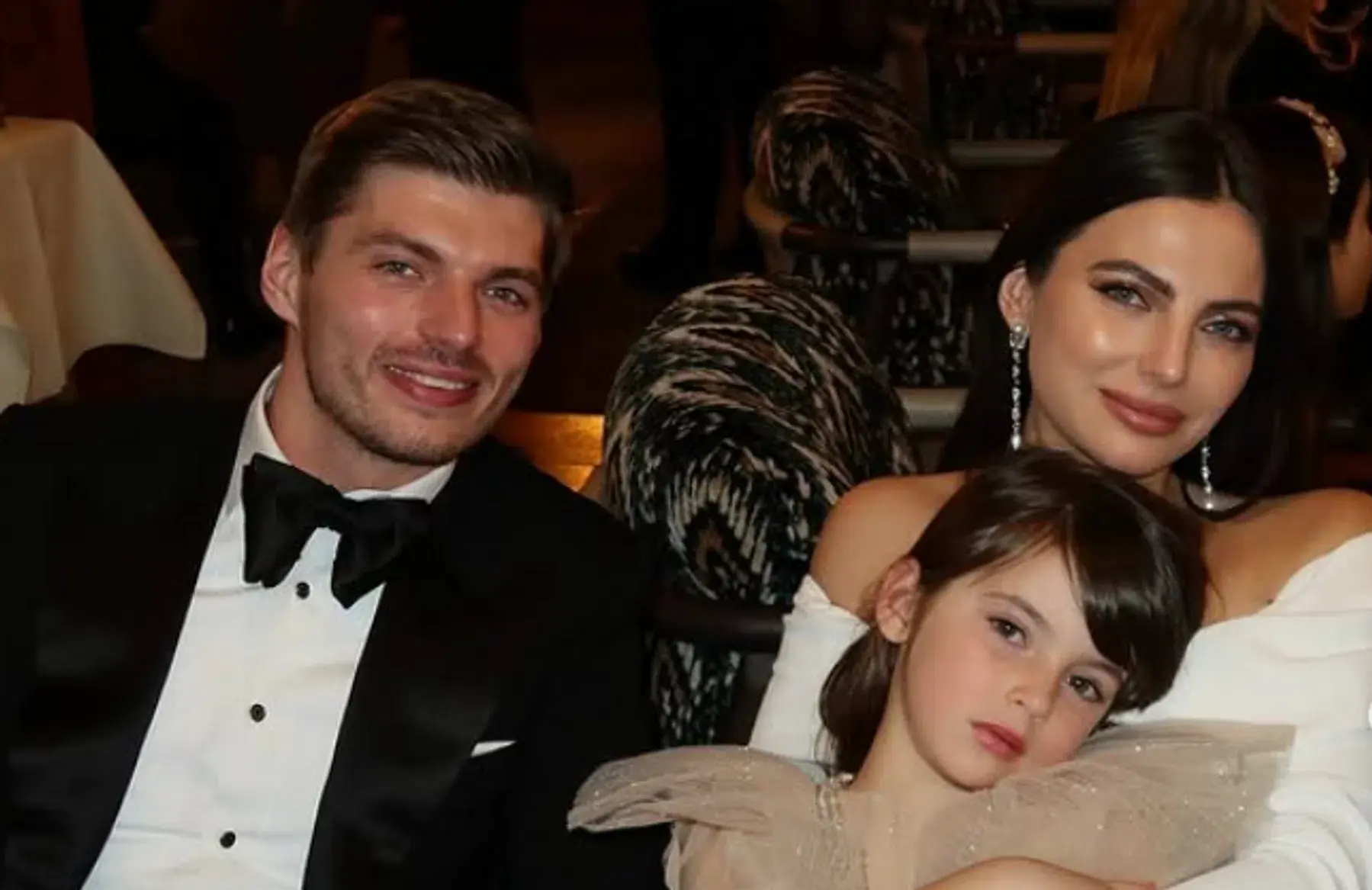 Dit is het superjacht van Max Verstappen en Kelly Piquet