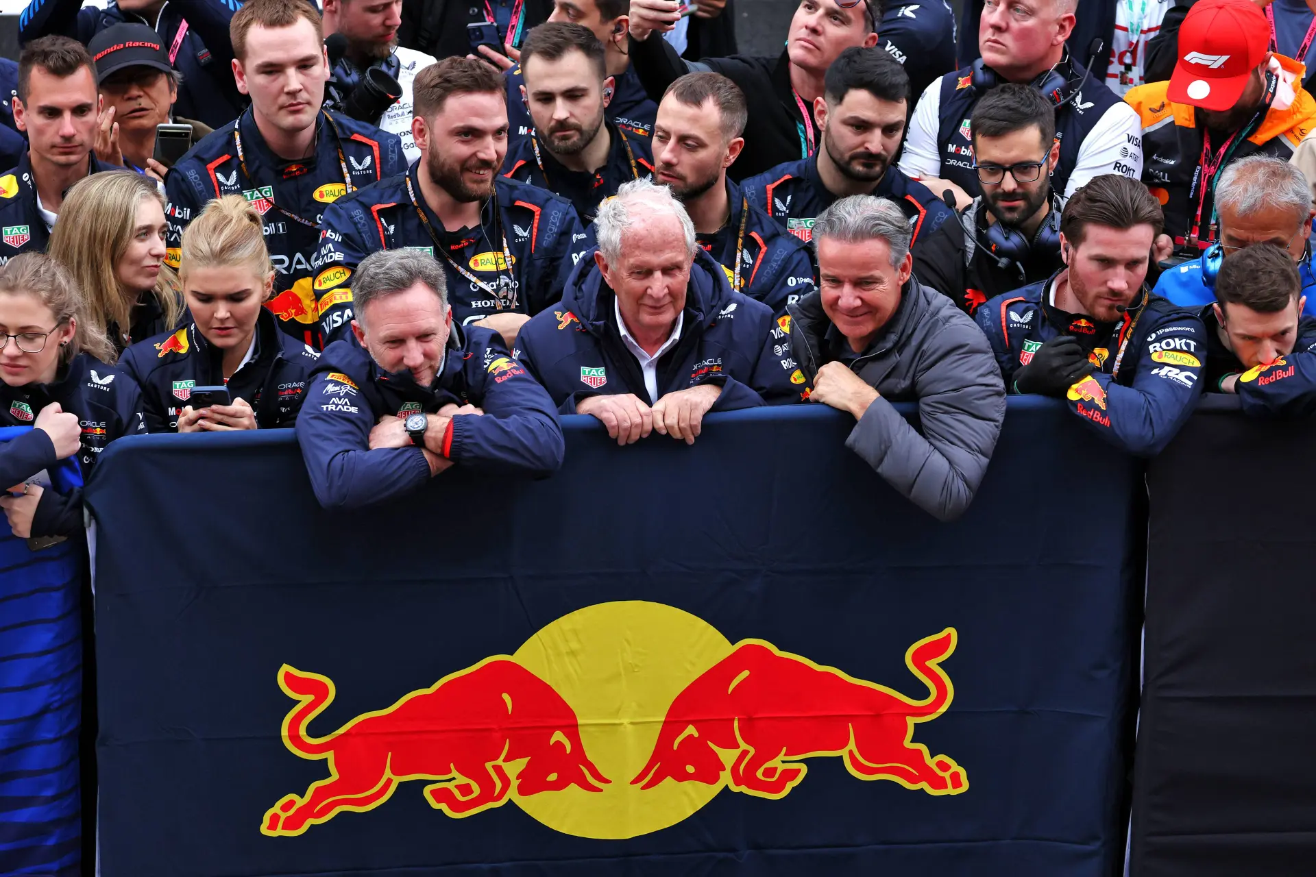 Horner informs that Red Bull were using reserve pit crew for the Japanese Grand Prix