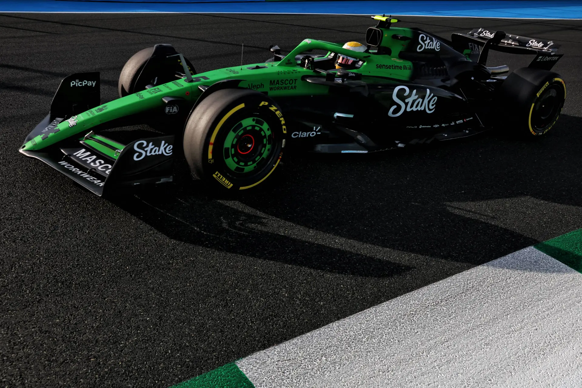 This team surprises with bespoke Miami tropical vibes livery!