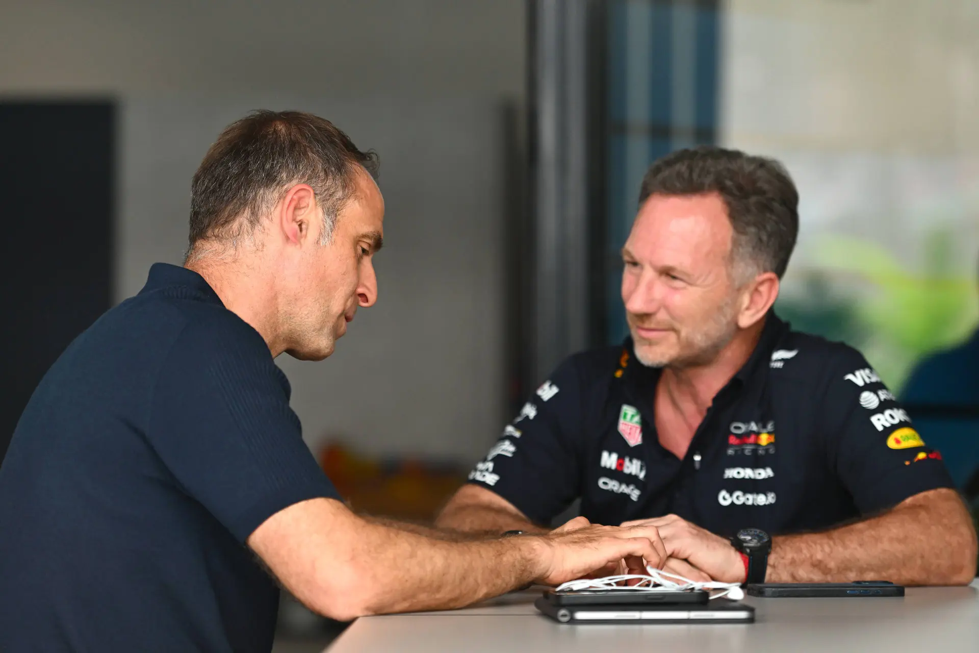 Red Bull-baas gaat in op geruchten over slechte verstandhouding Horner en Marko