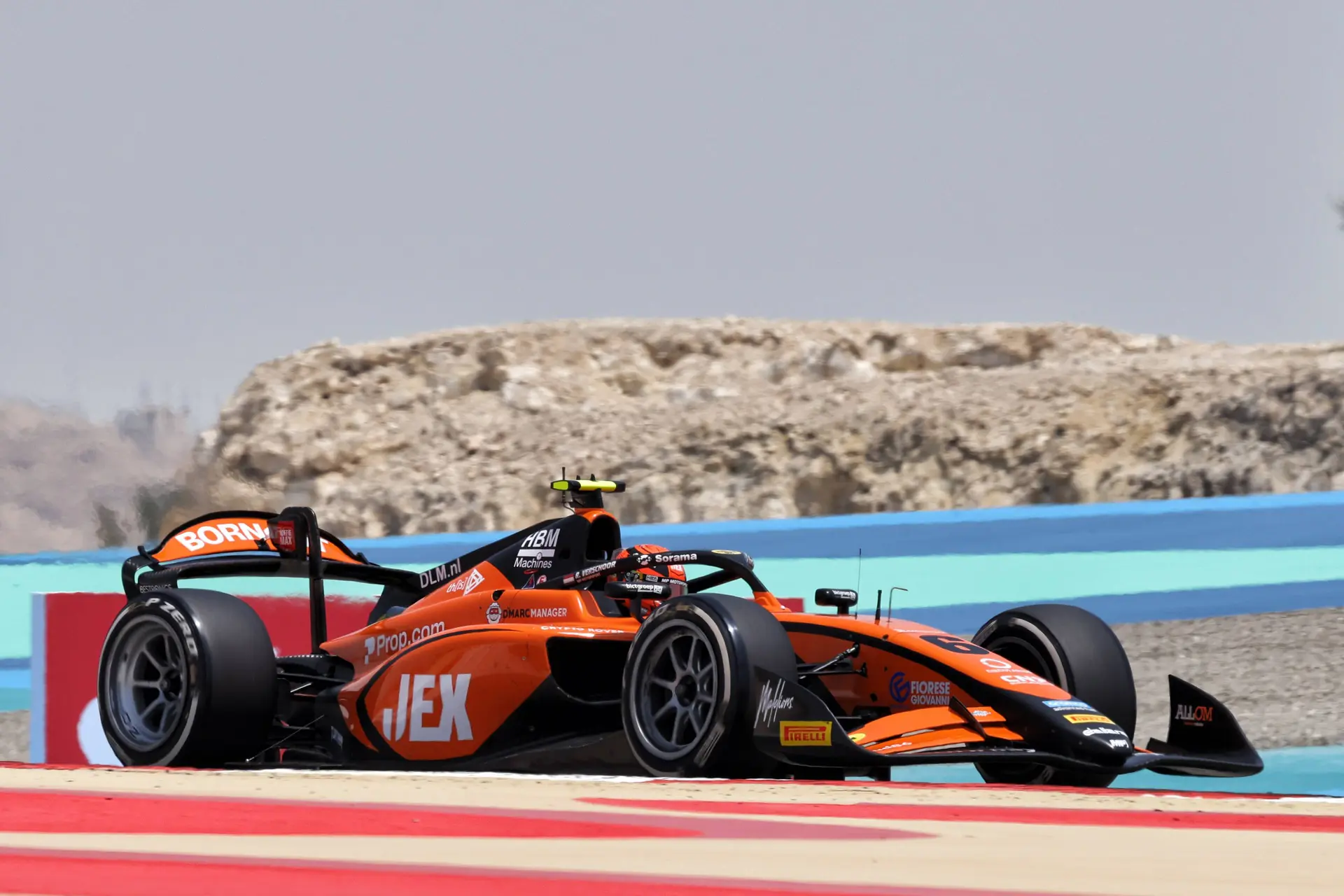 Verschoor imponeert in F2-spektakel en pakt fraai podium, Marti wint sprintrace
