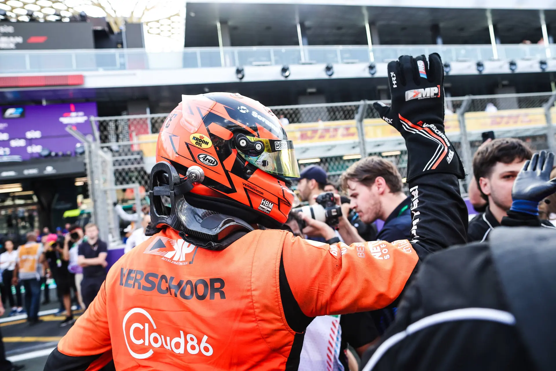 Verschoor-masterclass in de Formule 2-sprintrace van Barcelona!