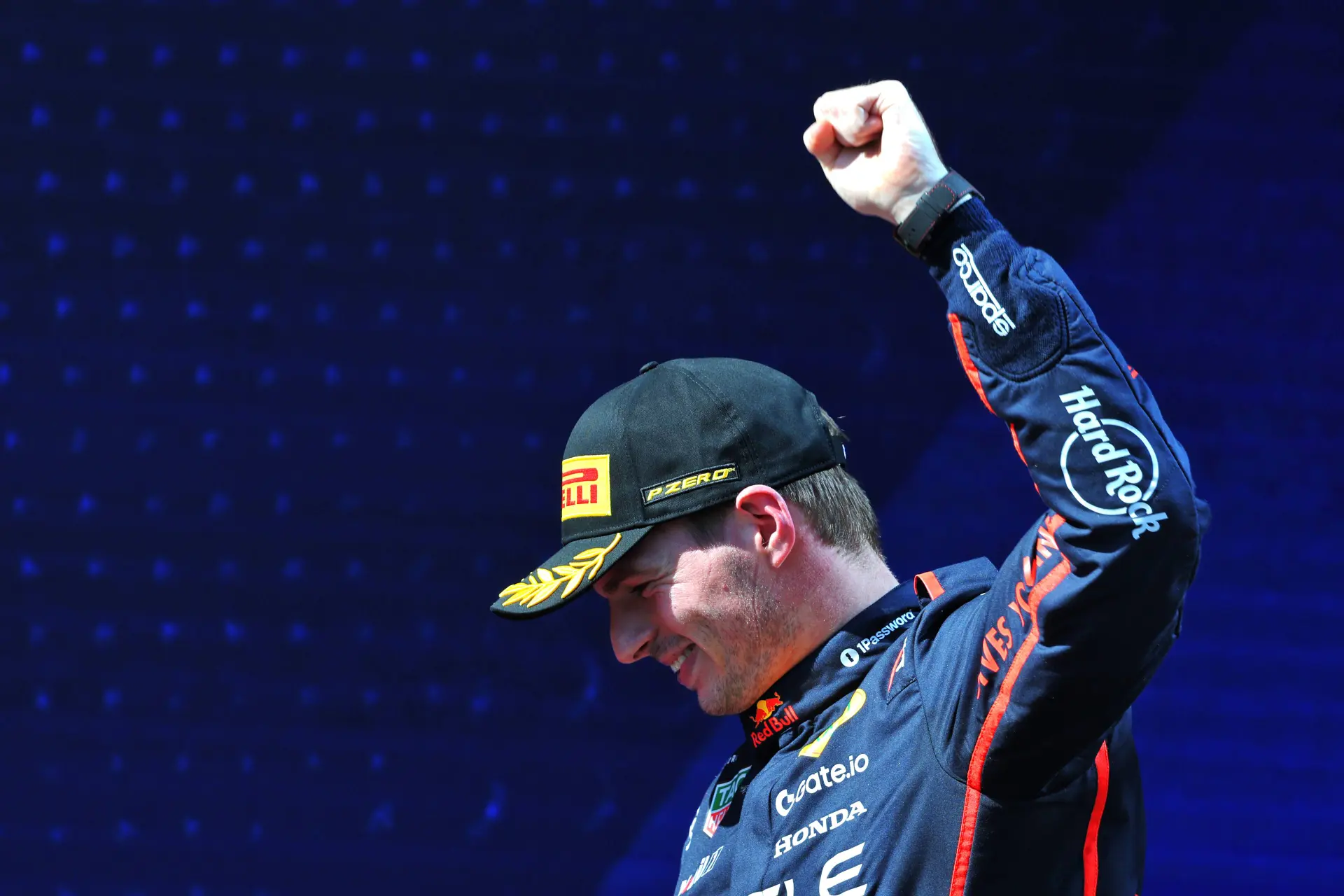 Russell sees 'killer' Verstappen overpower surprisingly 'not favourite' McLaren