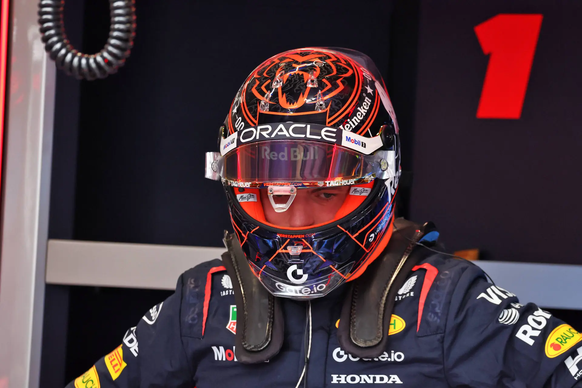 Crash Verstappen maakt einde aan ongelooflijke F1-reeks voor de Nederlander
