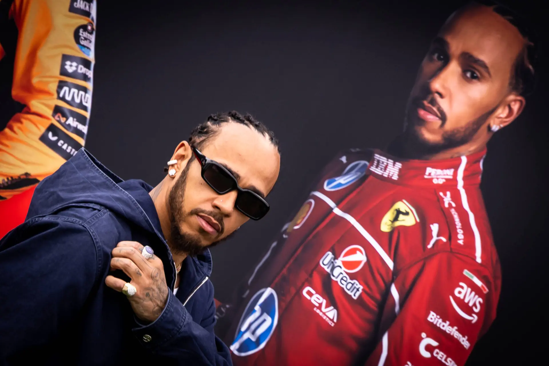 Geruchten over crisis bij Ferrari: Hamilton blijft Vasseur steunen
