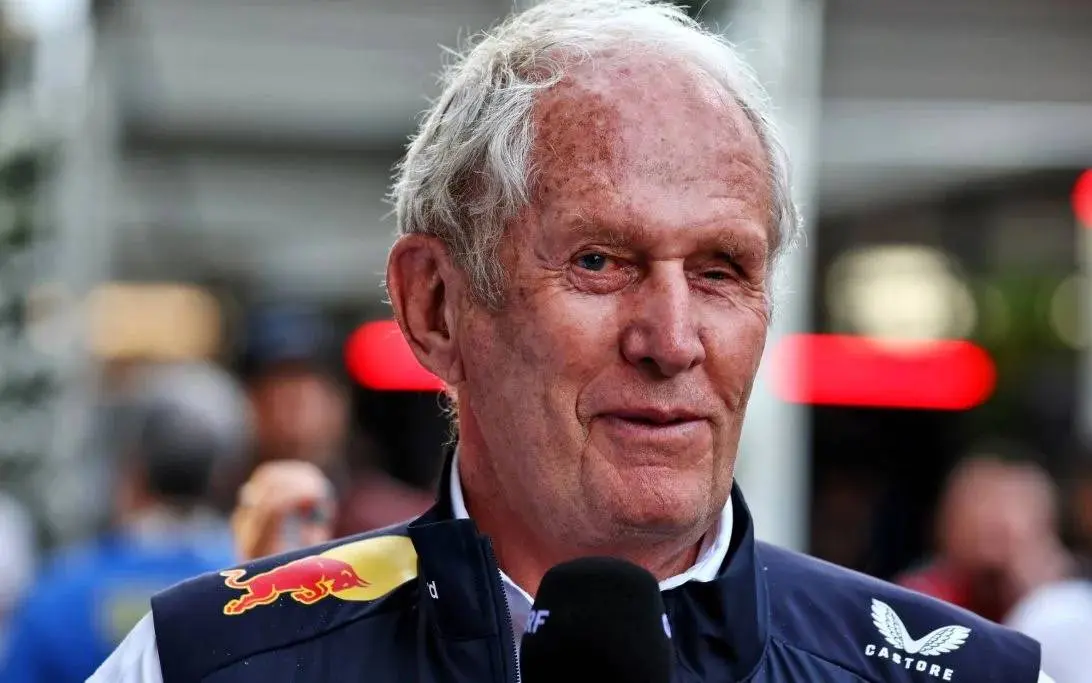 Marko wijst reden aan waarom Verstappen langzamer dan Piastri is: 'Hierom gaat het!'