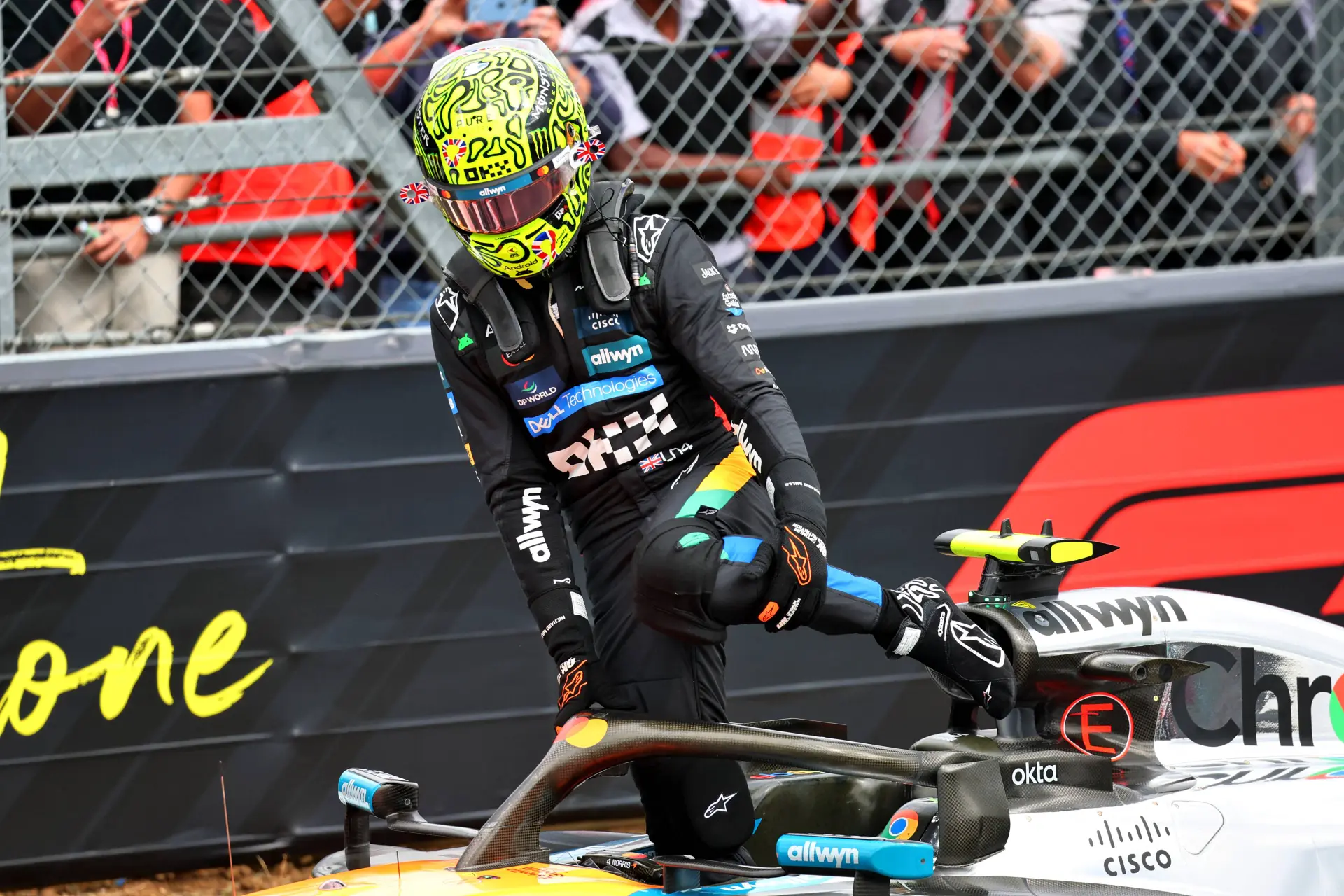 Pech voor Red Bull: Deze ontwerper boort Verstappen titel door de neus