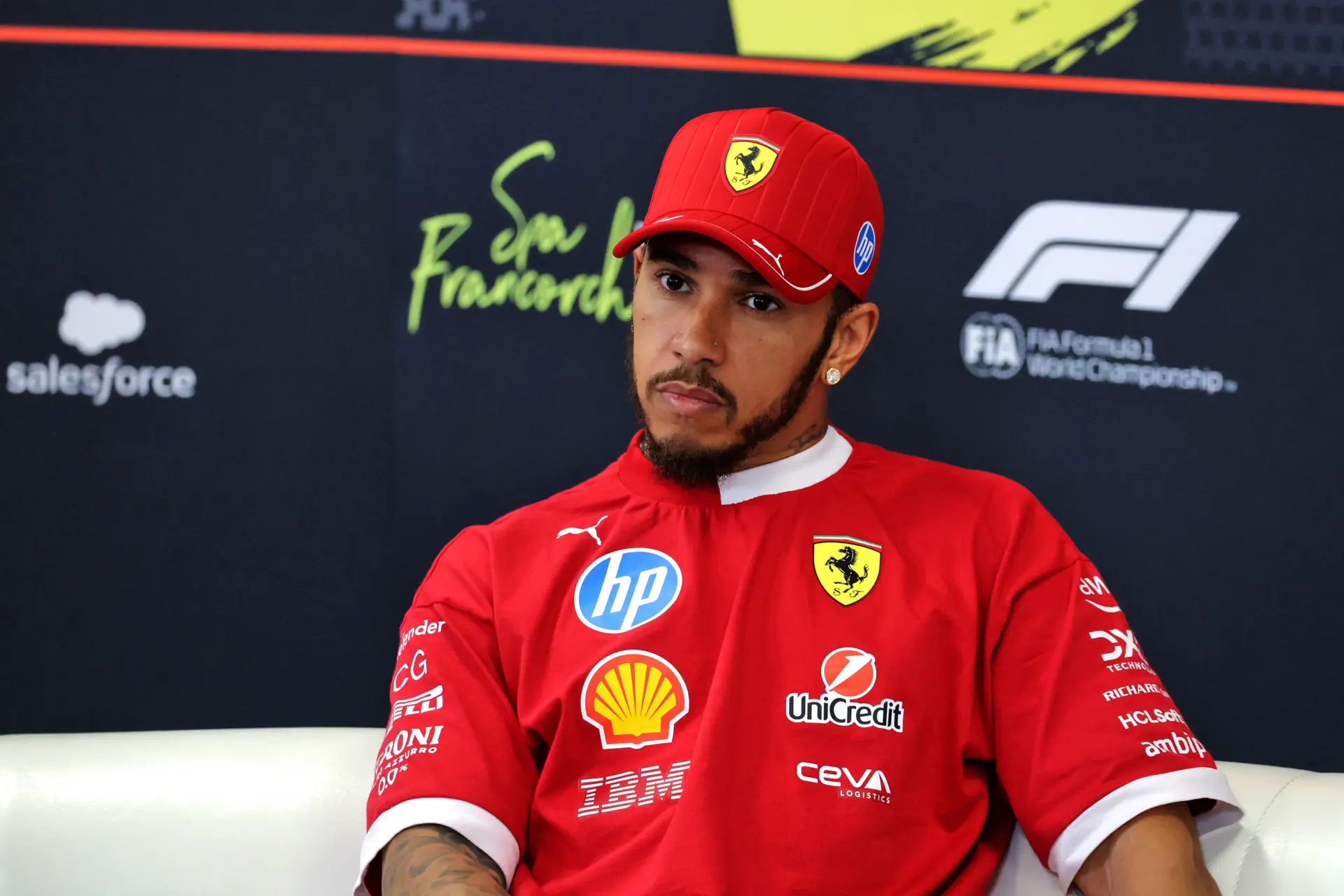 Hamilton velt oordeel over updates Ferrari, goed nieuws voor Red Bull en Verstappen?