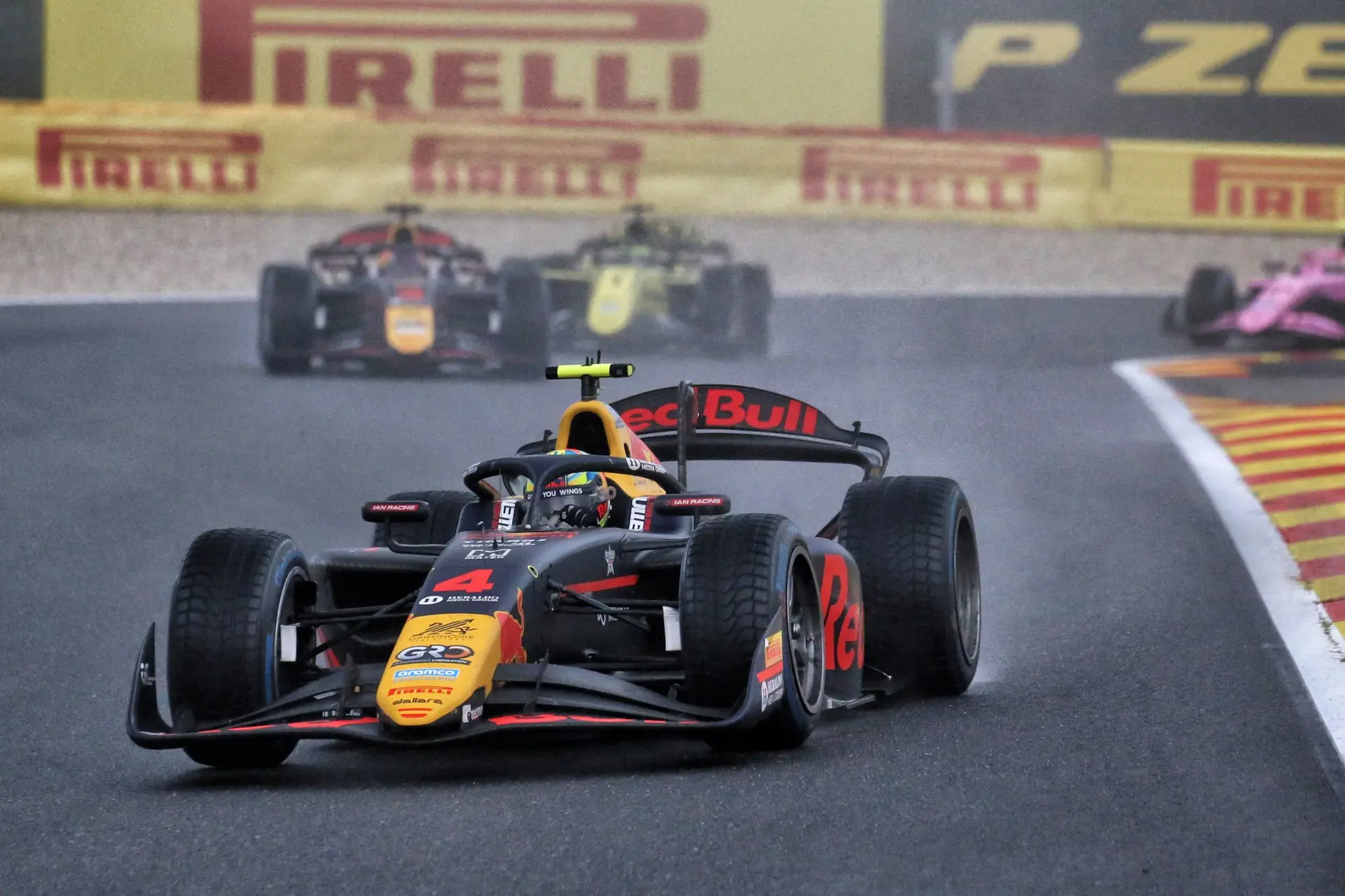 Red Bull-coureur deelt statement na diskwalificatie door de FIA