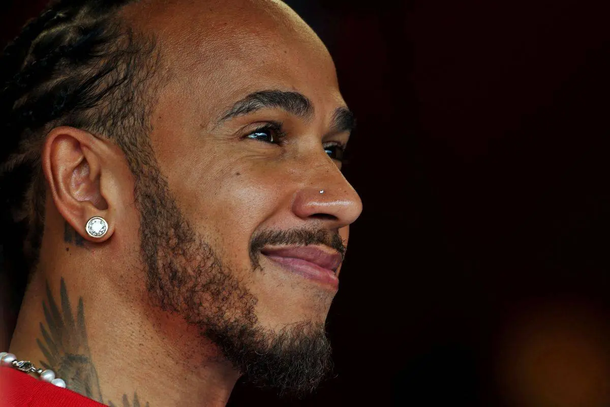 Hamilton reunites F1 grid for drivers' dinner ahead of Abu Dhabi GP