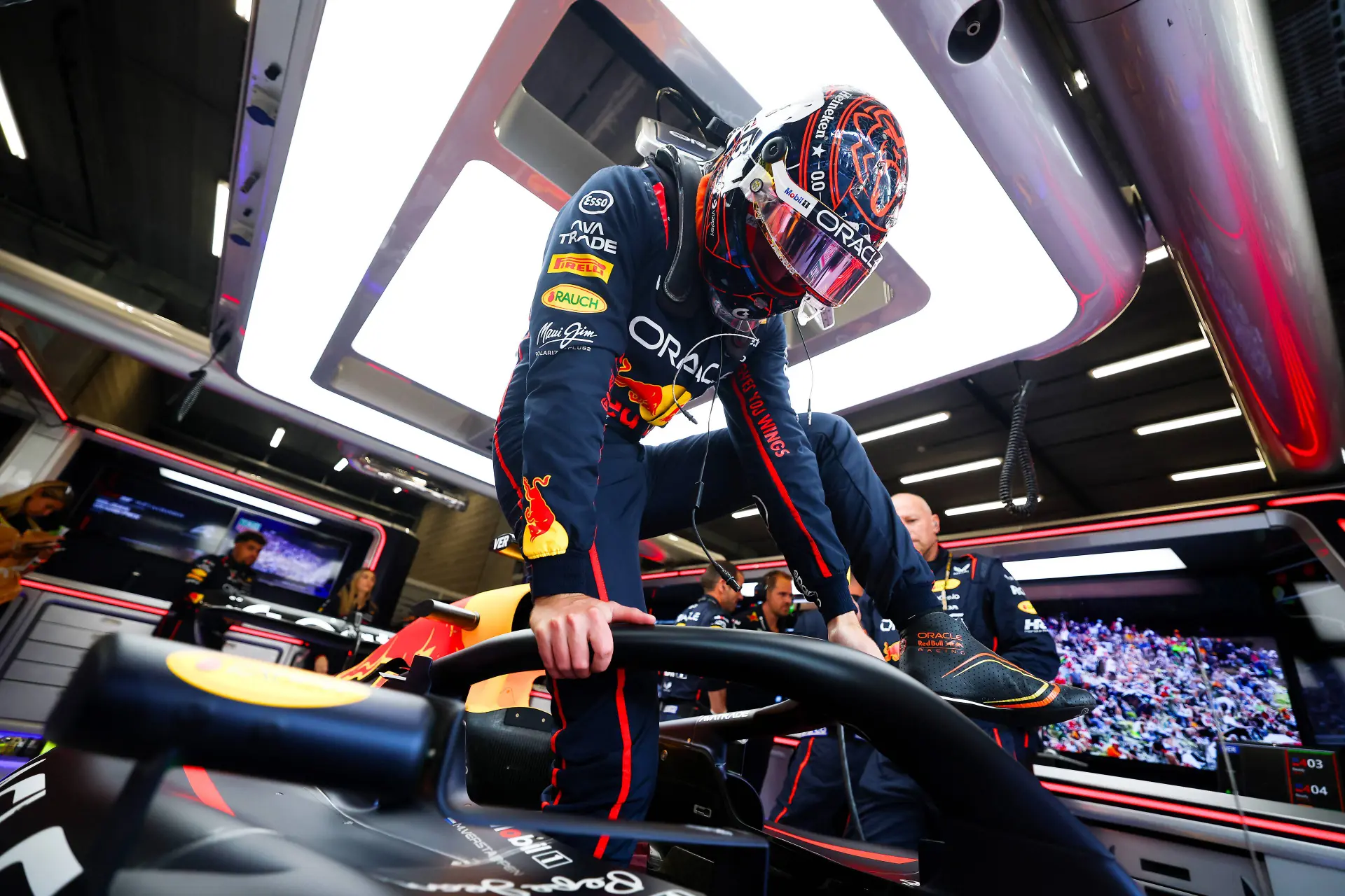 Kan regenmeester Verstappen weer in actie komen in België? De laatste weersvoorspelling!