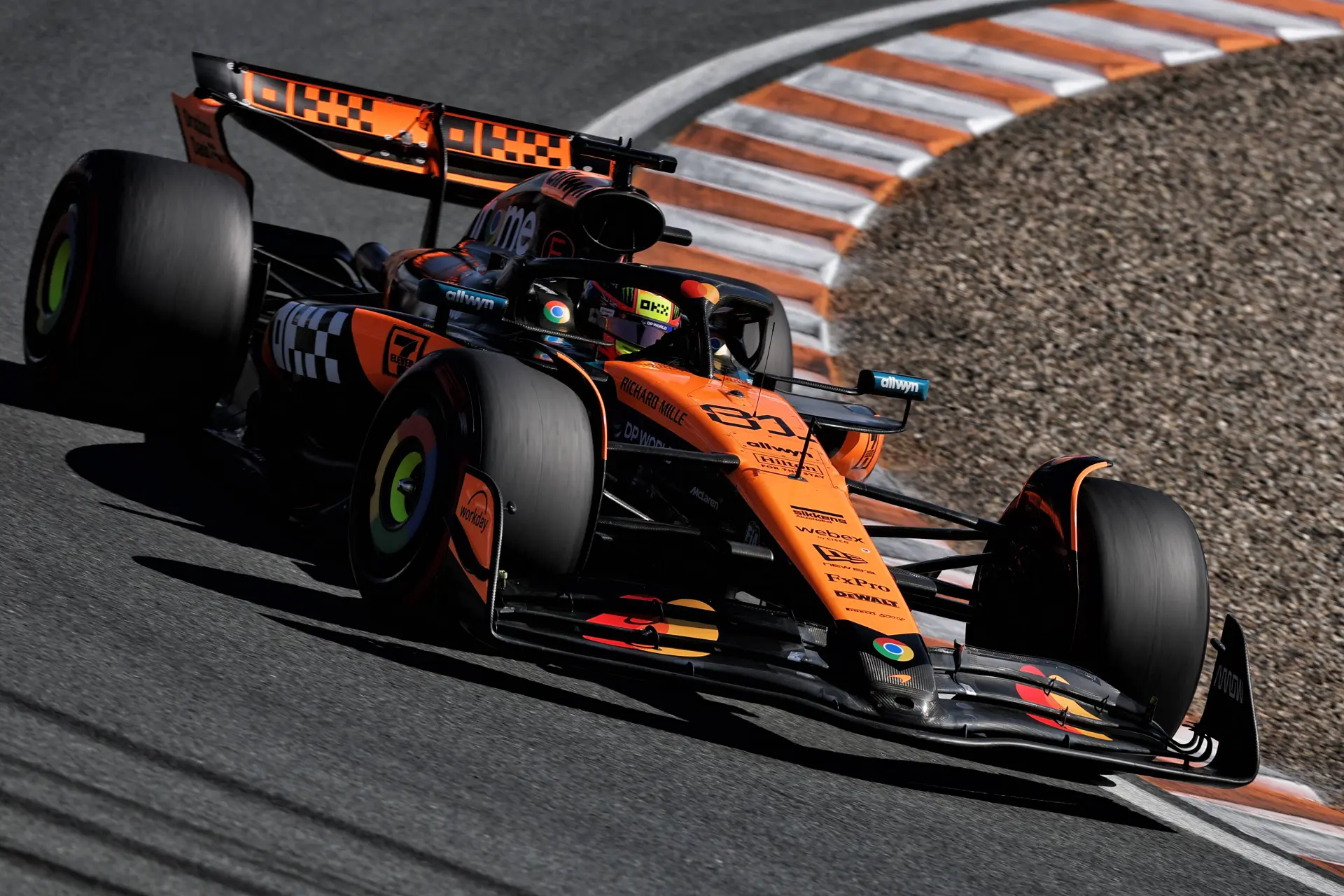 Definitieve startopstelling GP Nederland | Verstappen op P3, één coureur uit de pits