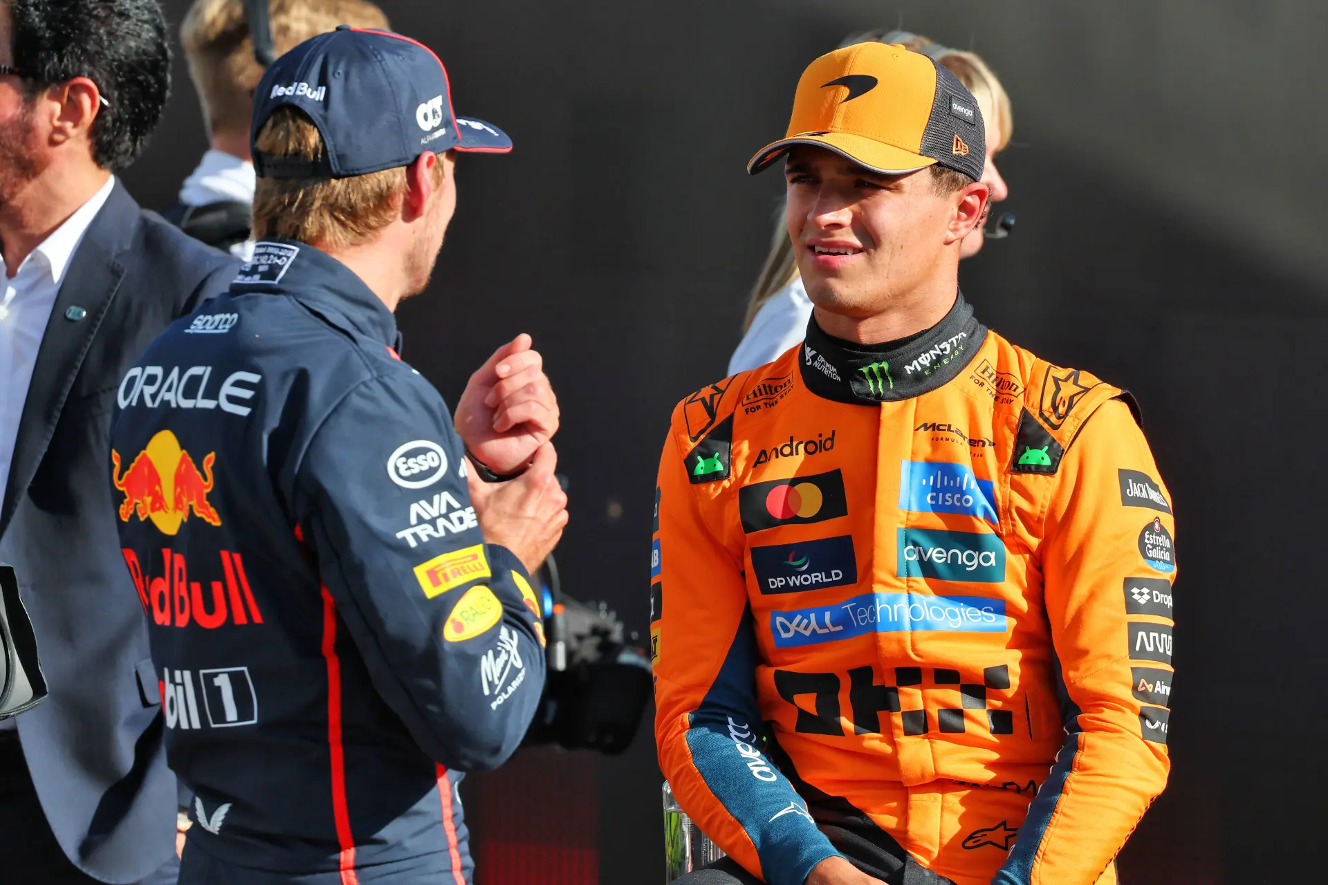 Maakt Verstappen kans met wankelend McLaren? 'Riskante momenten'