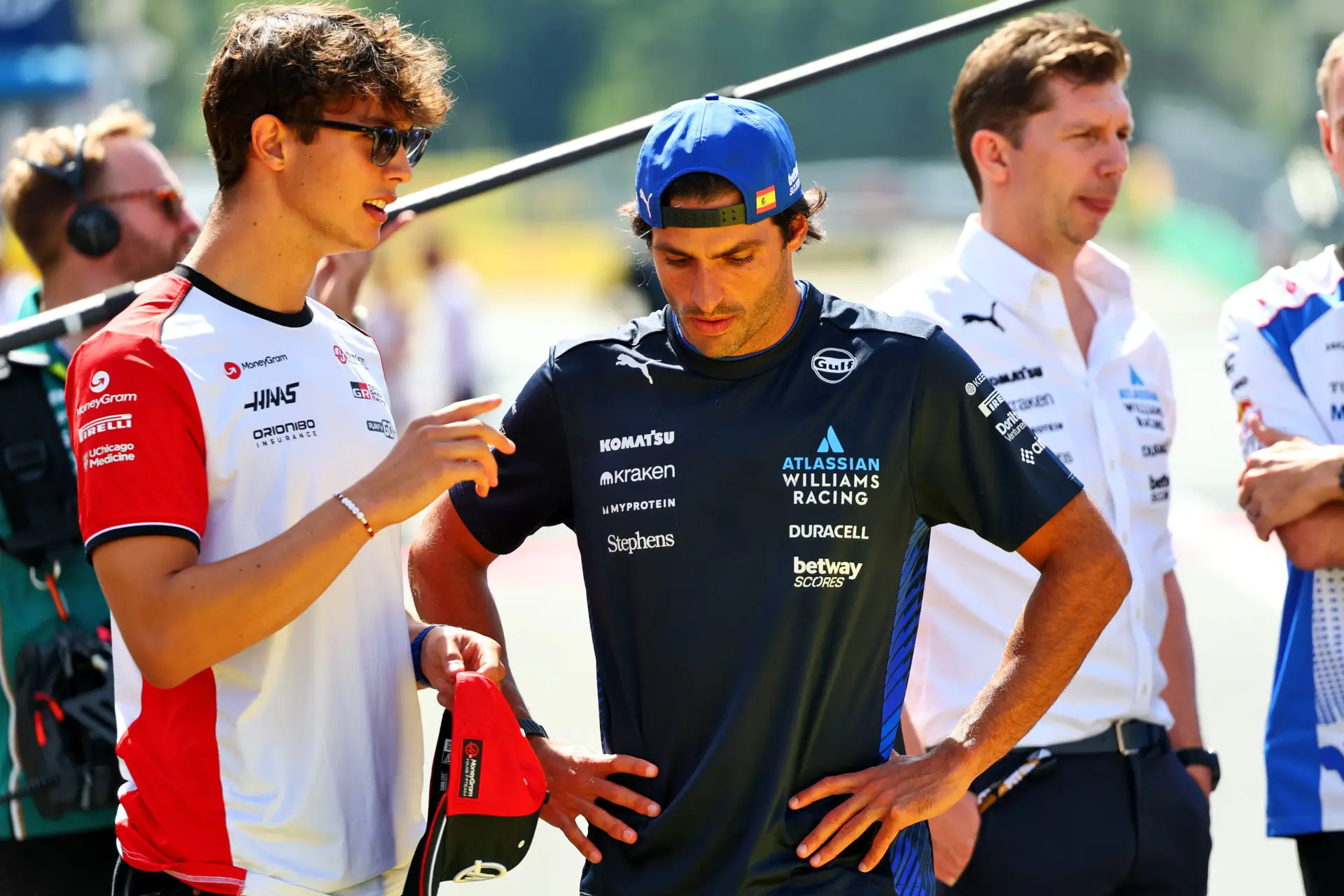 Sainz äußert ein ehrliches Urteil über Bearmans Strafe in Monza