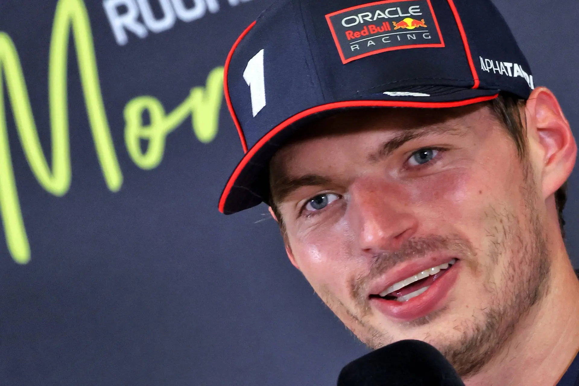 Verstappen doet opmerkelijke uitspraak: 'Had ook pole gepakt in die Mercedes hier'