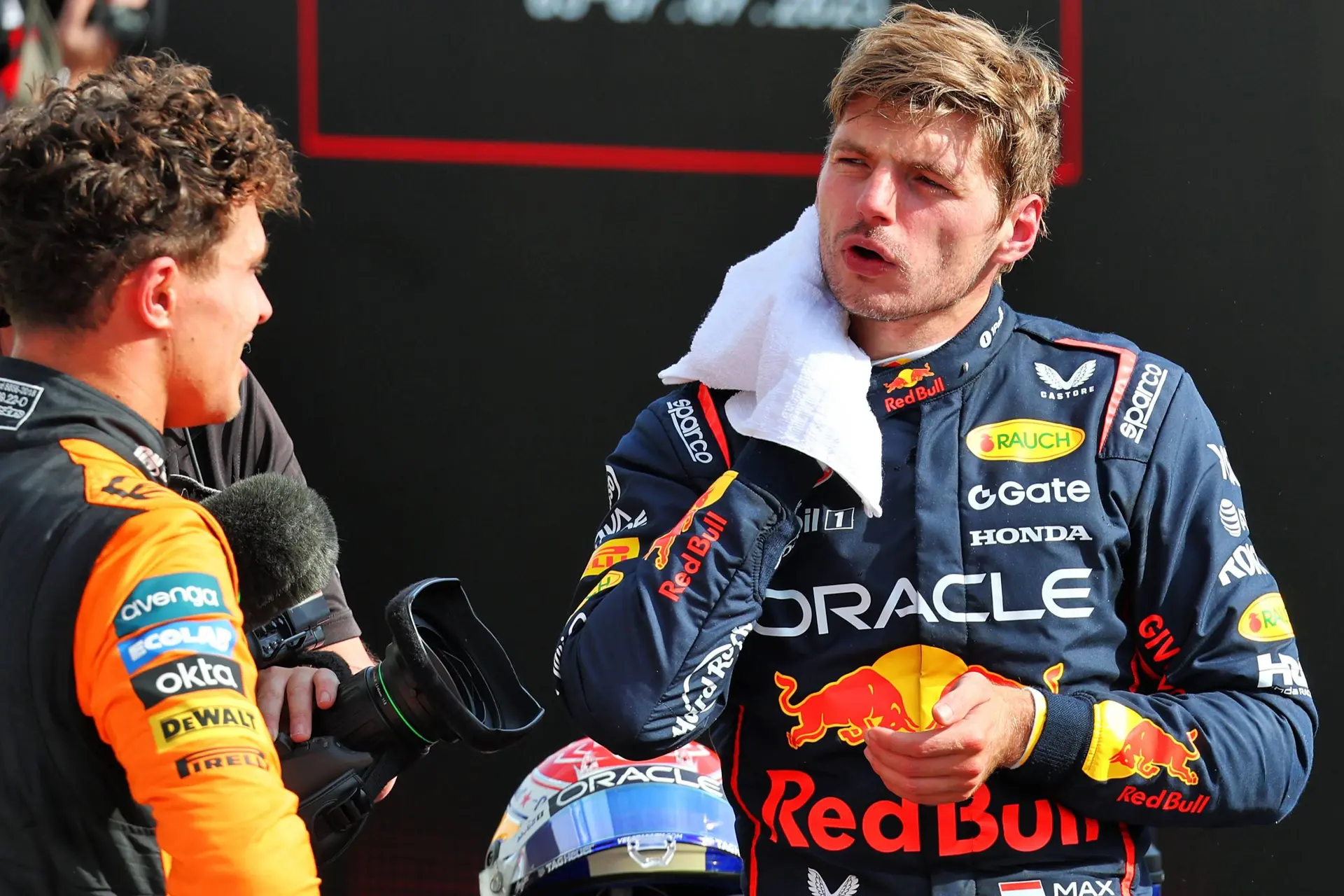 Norris wendt zich tot Verstappen: 'Je zei, als je moeder b**len had?'