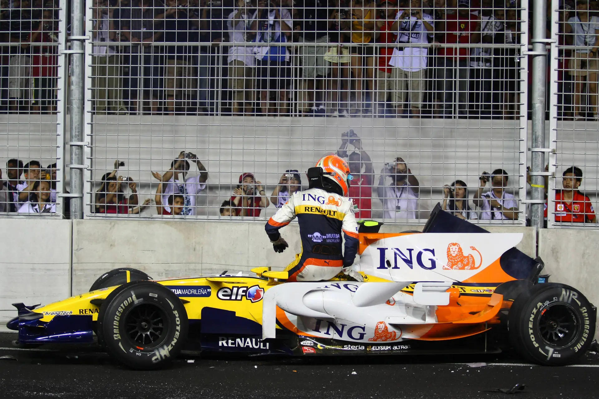 Ex-Formel-1-Fahrer sagt, „Crashgate“ habe seine Karriere beschädigt