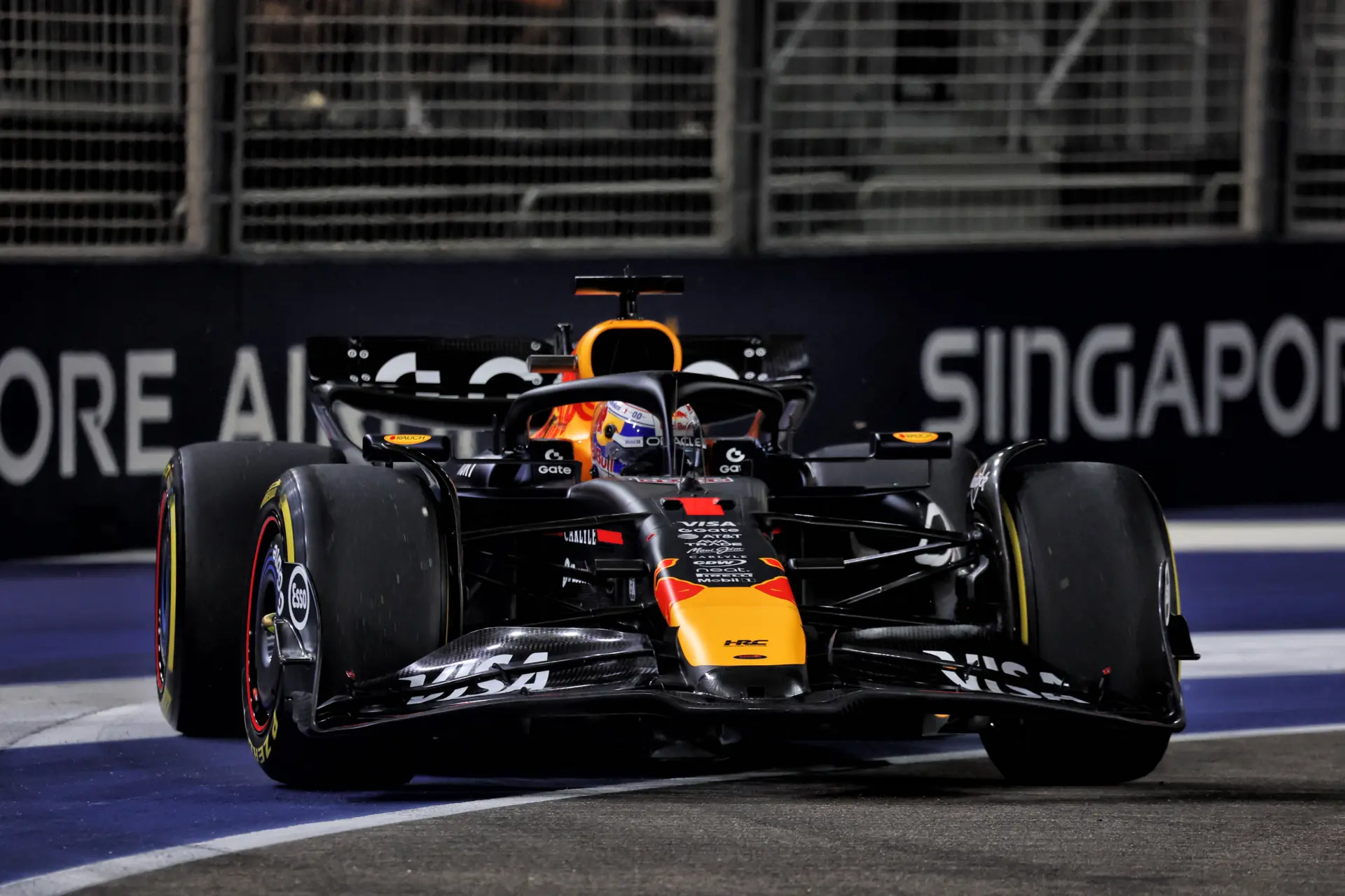 Slim of illegaal? Red Bull en Mercedes verrassen met buigzame voorvleugels