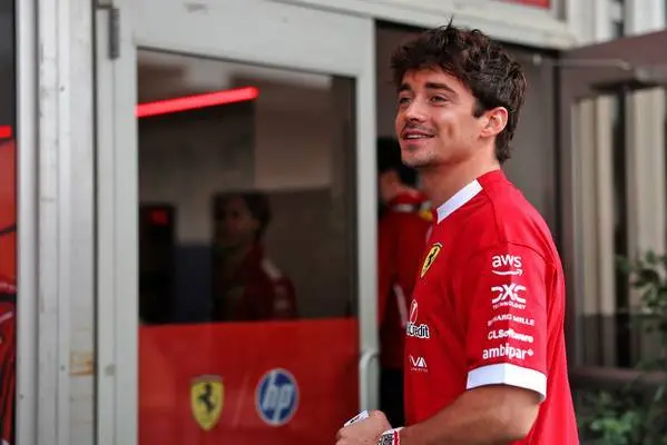 Leclerc takes clear stance on fresh Horner-to-Ferrari rumours