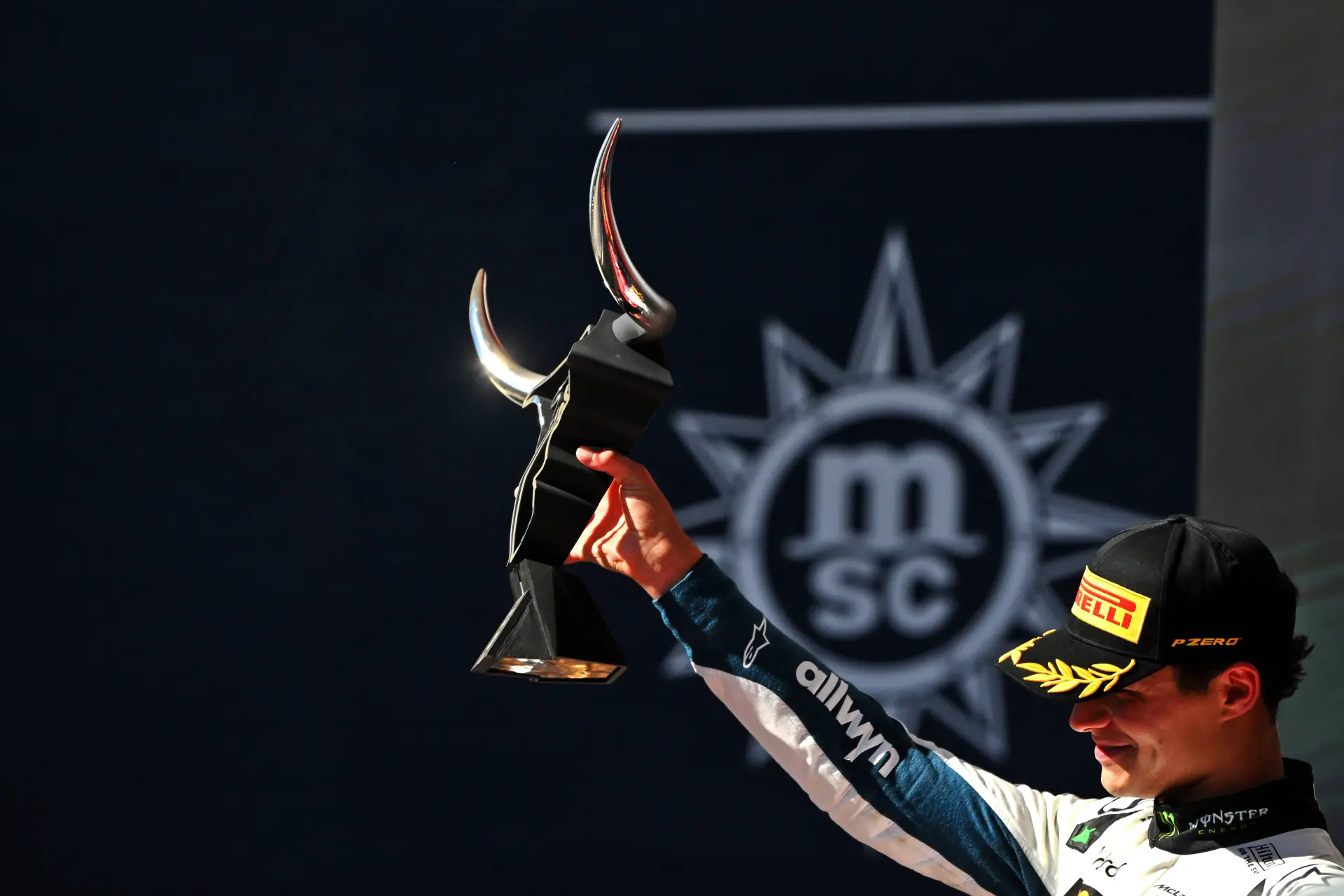 Norris jokes with Verstappen and Leclerc: 'If your mum had balls…'