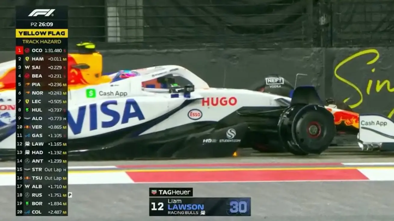 Back-to-back red flags in Singapore: Lawson hits the wall!