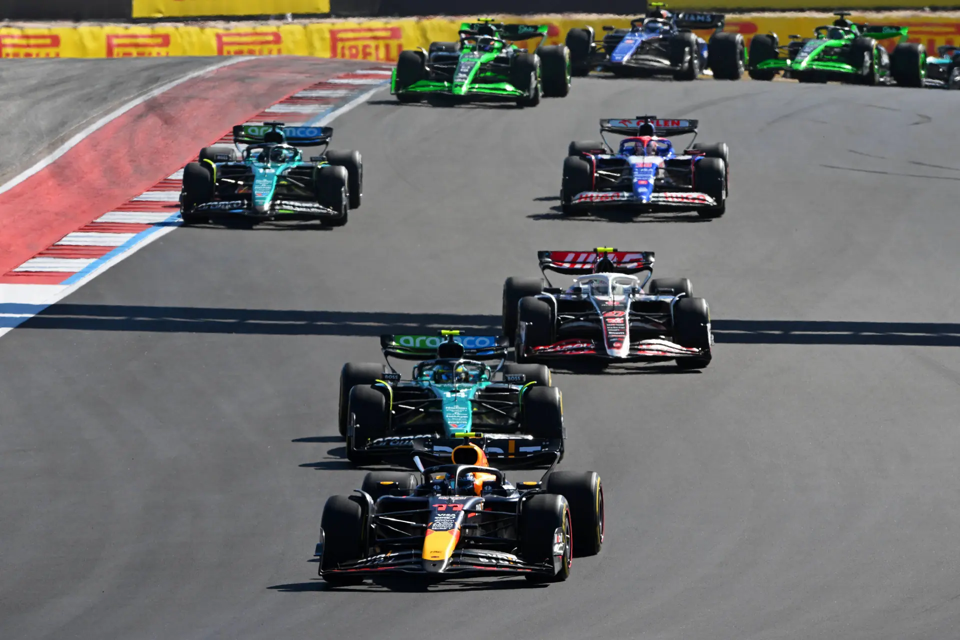 Apple bemachtigt exclusieve F1-uitzendrechten met miljoenendeal