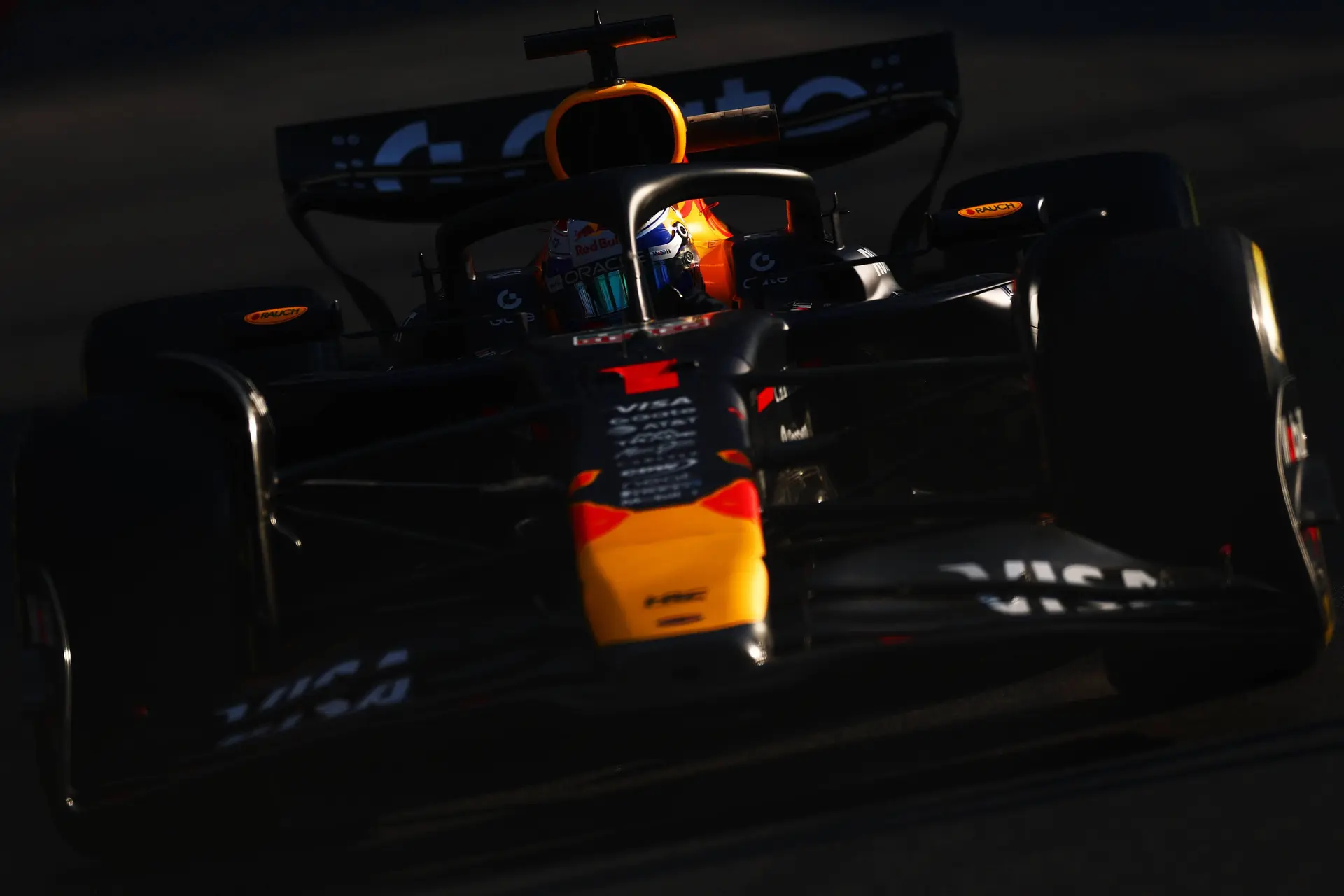 Verstappen declasseert Norris en Piastri in Mexico na updates Red Bull