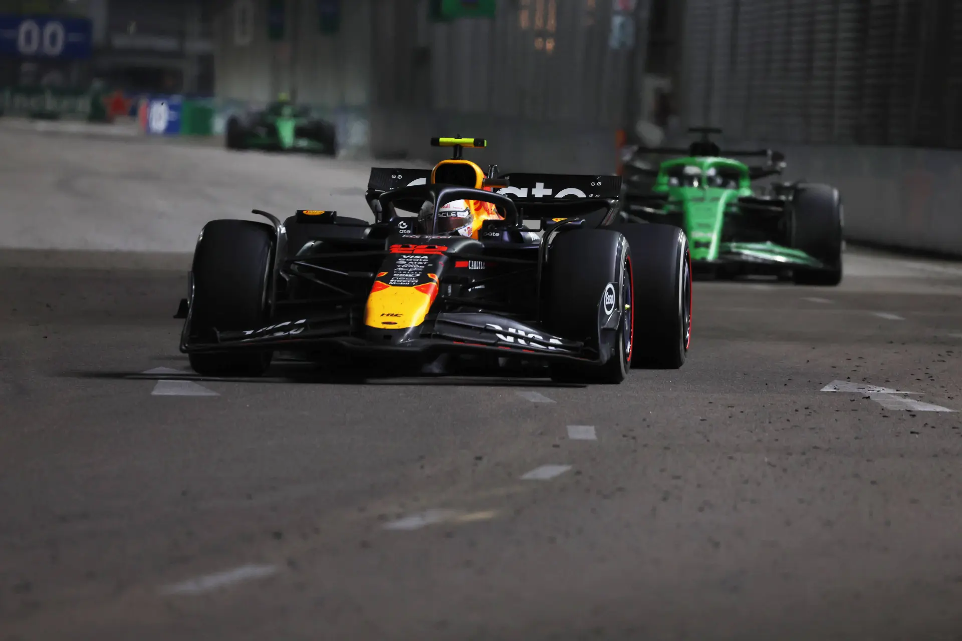 Red Bull behoed voor rampscenario door heldhaftige monteur