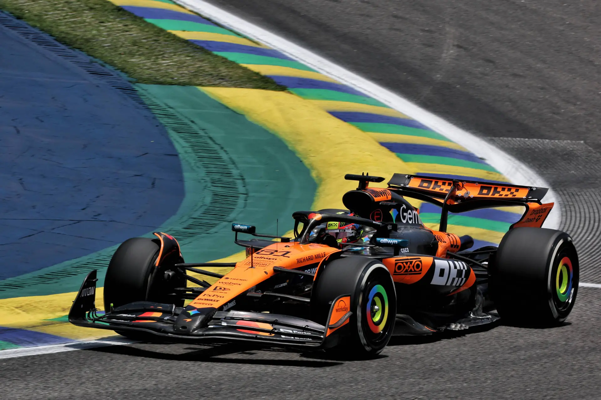 Red flag deployed in Brazil as Piastri crashes out of the sprint race!