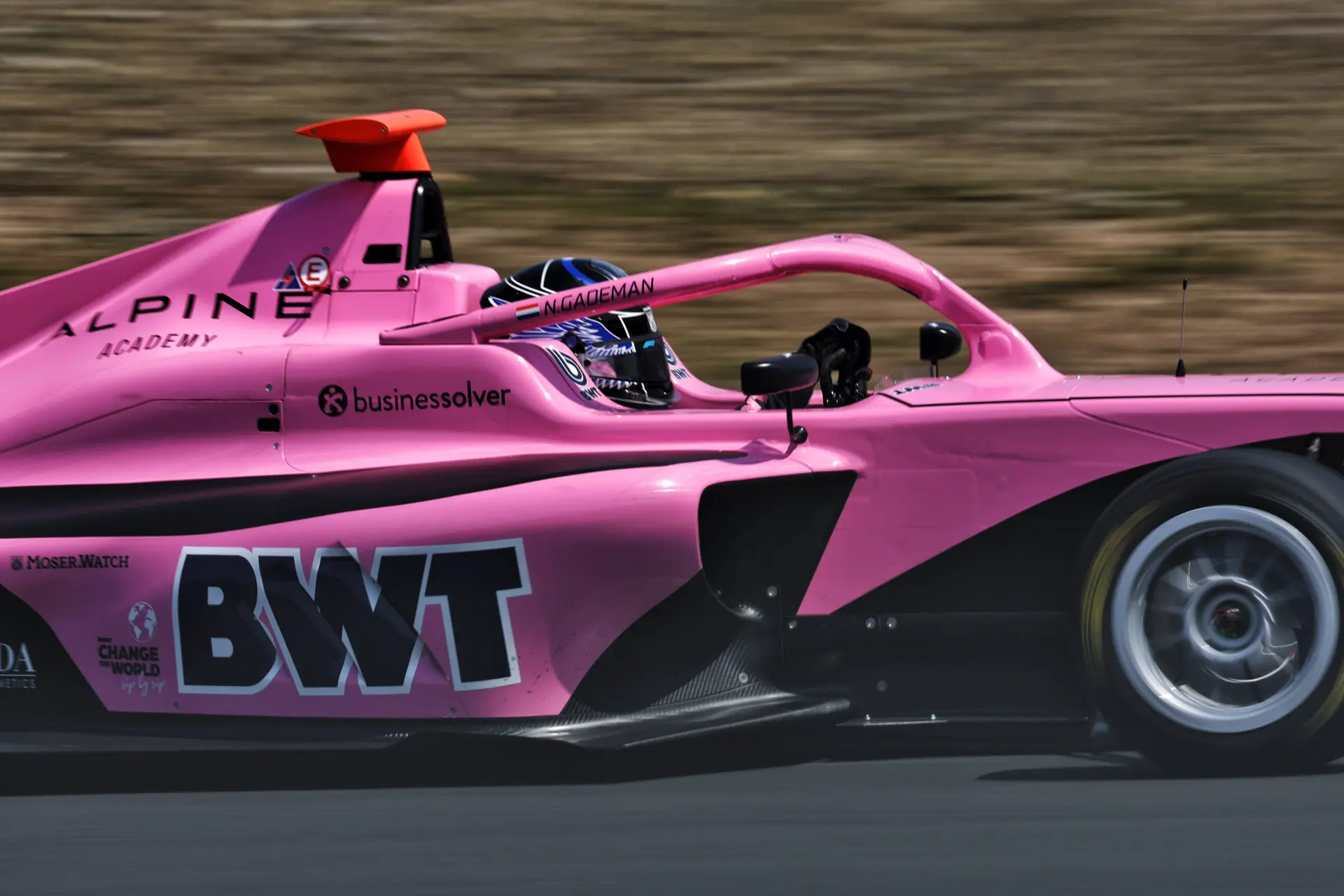 Nederlandse coureur reageert op Formule 1-debuut