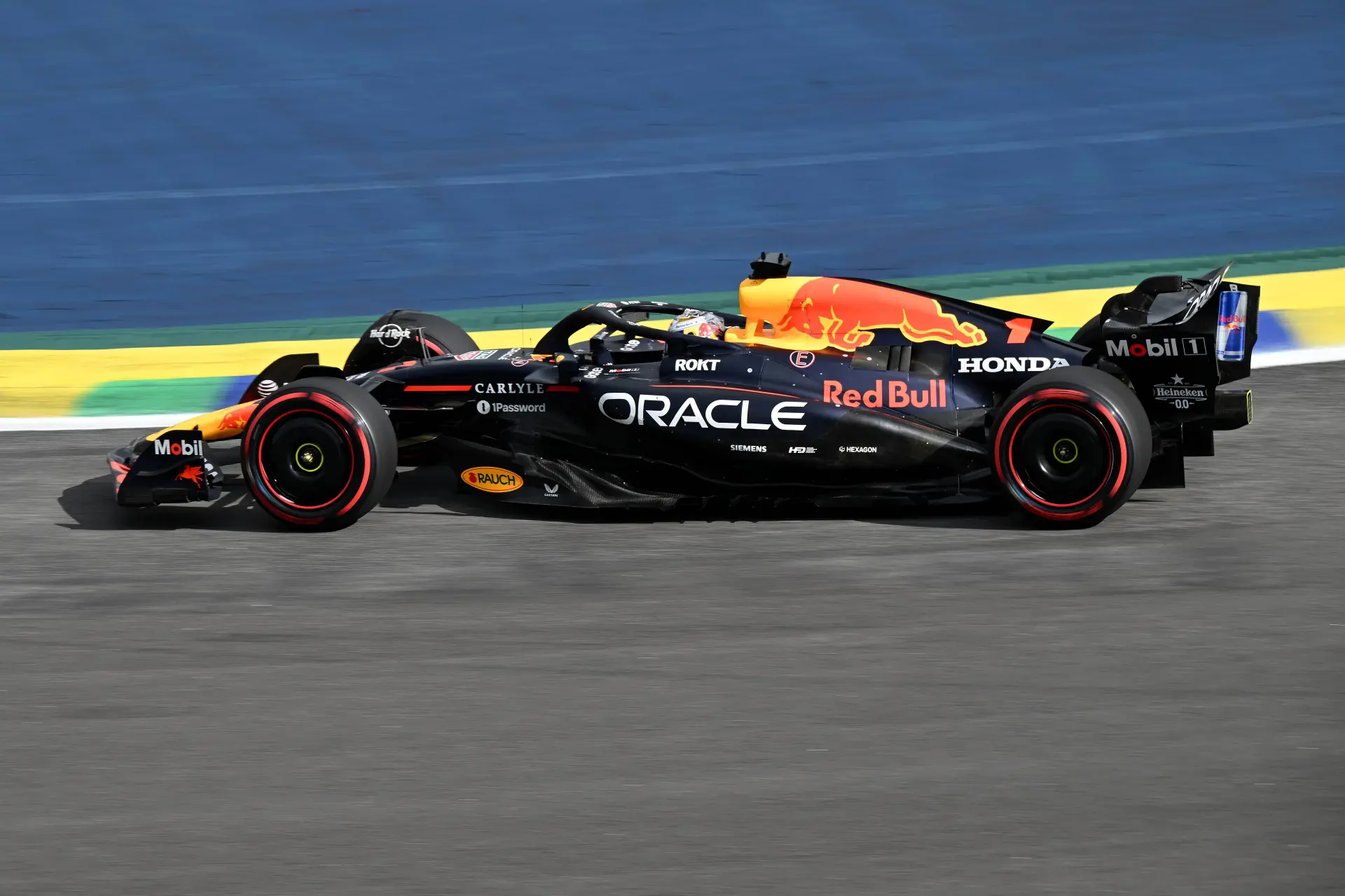 Verstappen niet in actie in Abu Dhabi: een nadeel voor Red Bull?