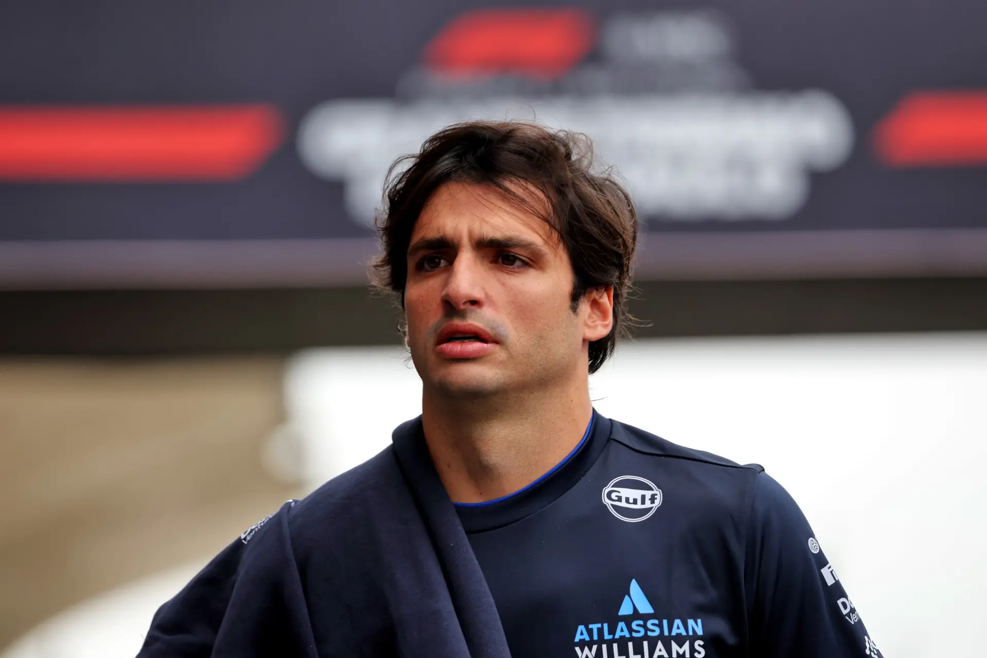 Update on Sainz for the Brazil GP: driver arrives after being unwell!