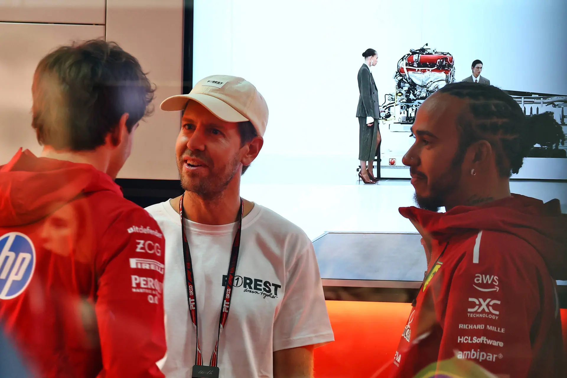 Hamilton warned against 'acting like an engineer' amid Vettel parallel
