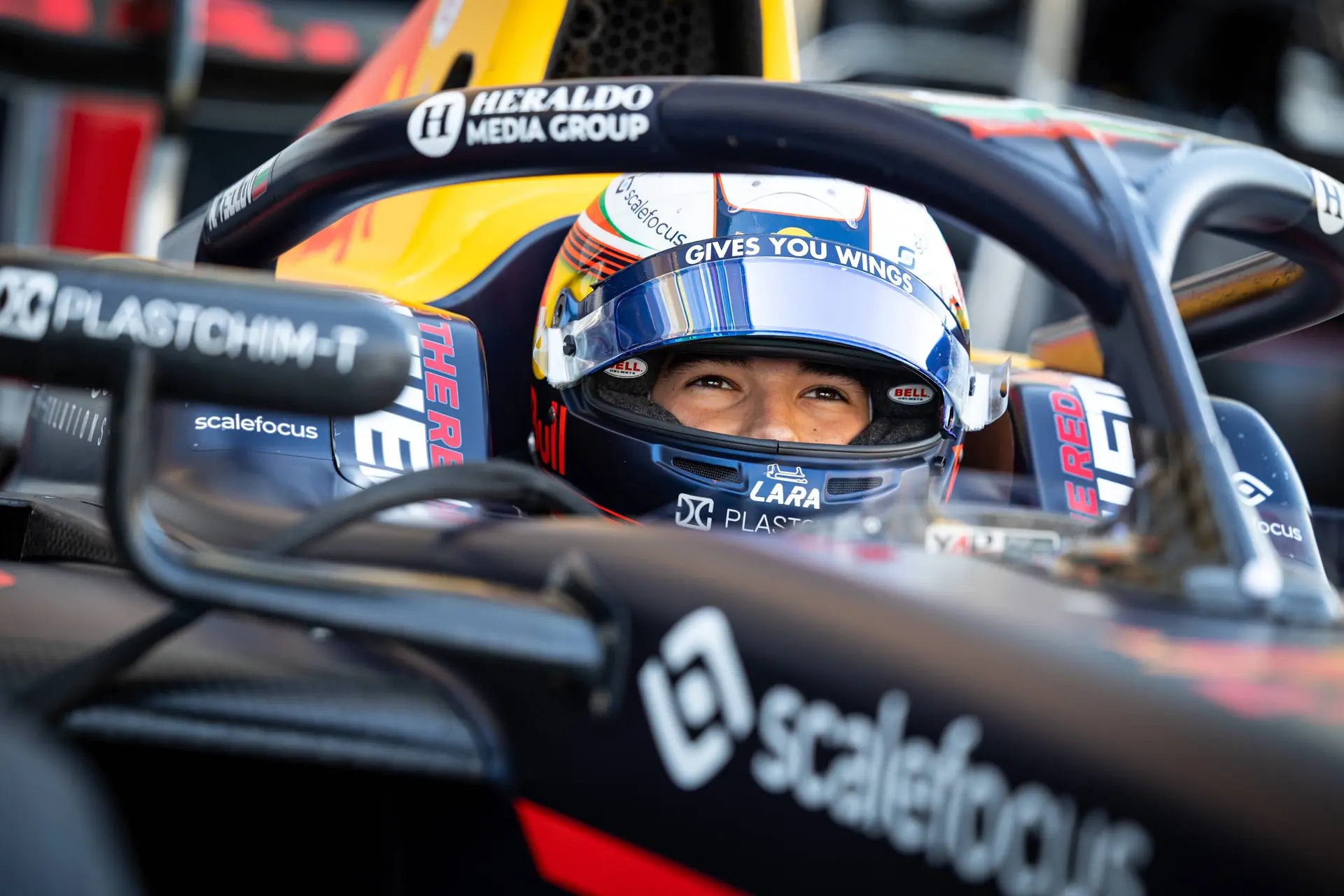 Red Bull-junior vervroegd gepromoveerd naar volgende klasse