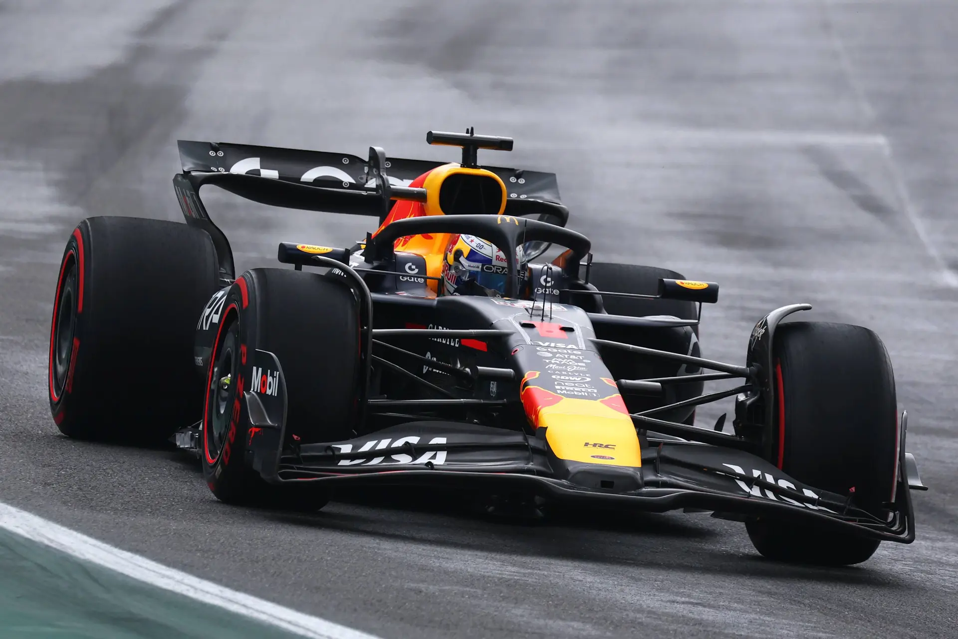 Verstappen krijgt mokerslag in titelstrijd na dramatische kwalificatie
